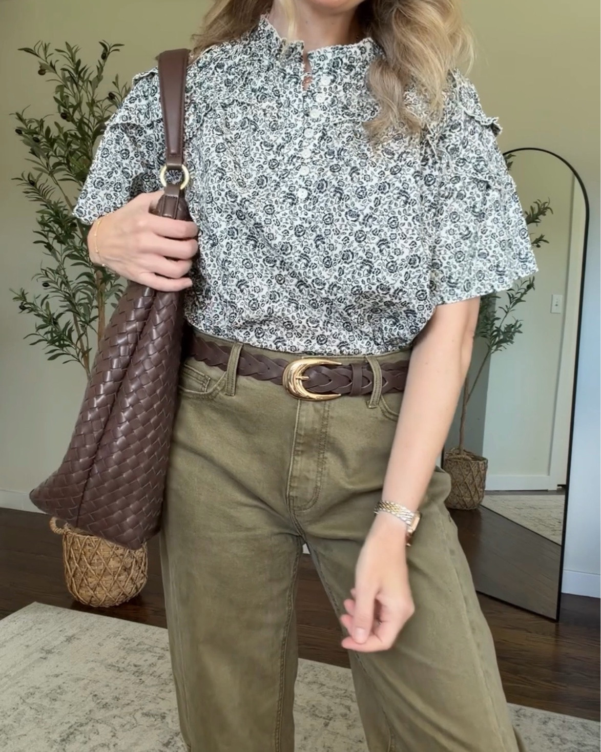 Walmart cotton short sleeve blouse, great for work or weekend. I’m in a small. #walmartfashion

#LTKOver40 #LTKootd #LTKmomlife