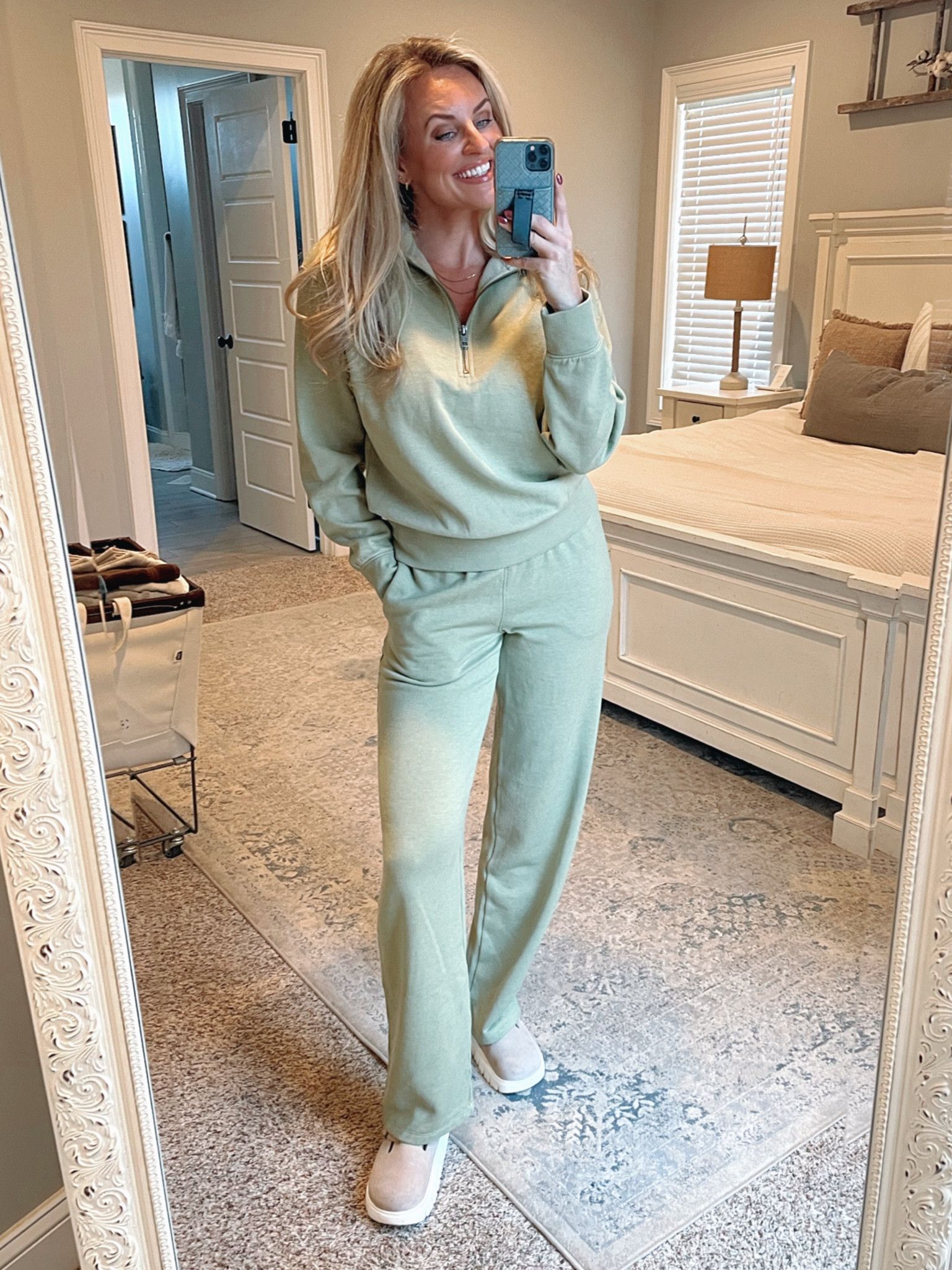 Comfy Olive Green Sweat Set Suit for Women Girls

#LTKFindsUnder50 #LTKFitness #LTKStyleTip