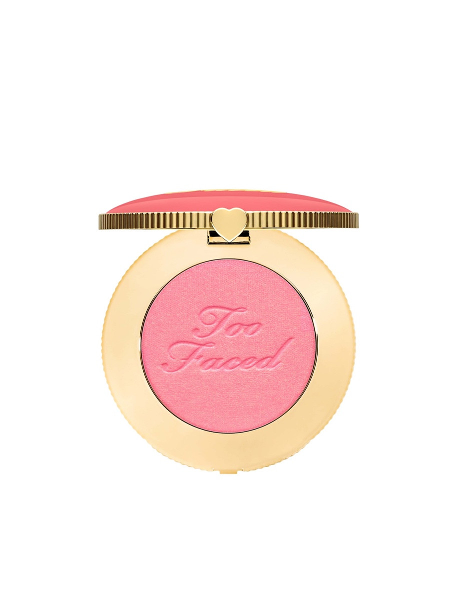 Too faced cloud crush blush

#LTKGiftGuide #LTKHolidaySale #LTKbeauty