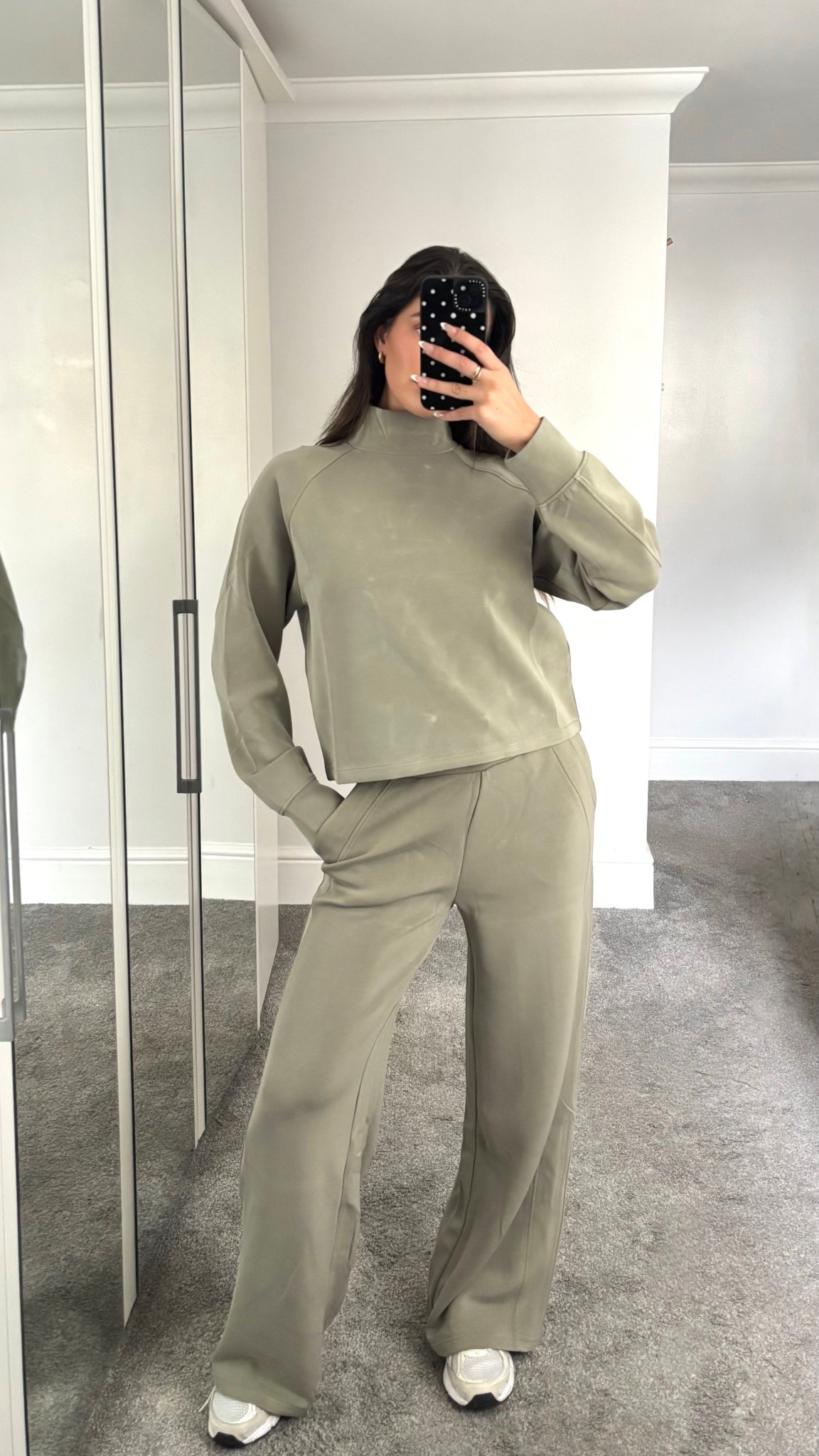 The material on this is unreal - super comfy I love this colour so much ! 

#LTKautumn #LTKwinter #LTKuk