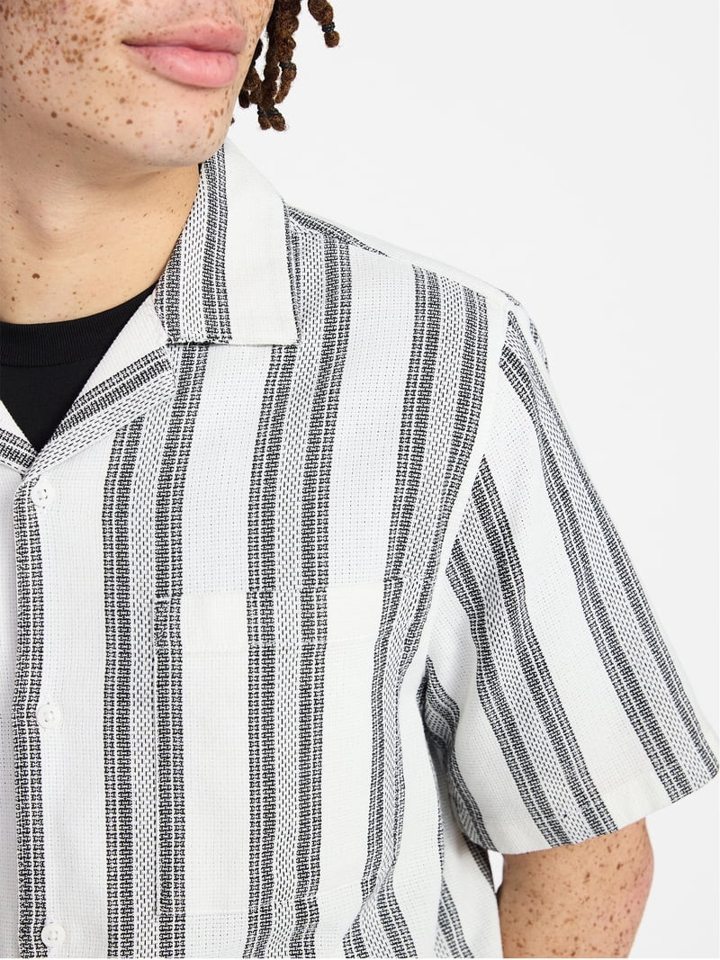 No Boundaries Men's Textured Shirt with Short Sleeves, Sizes XS-4XLT | Walmart (US)