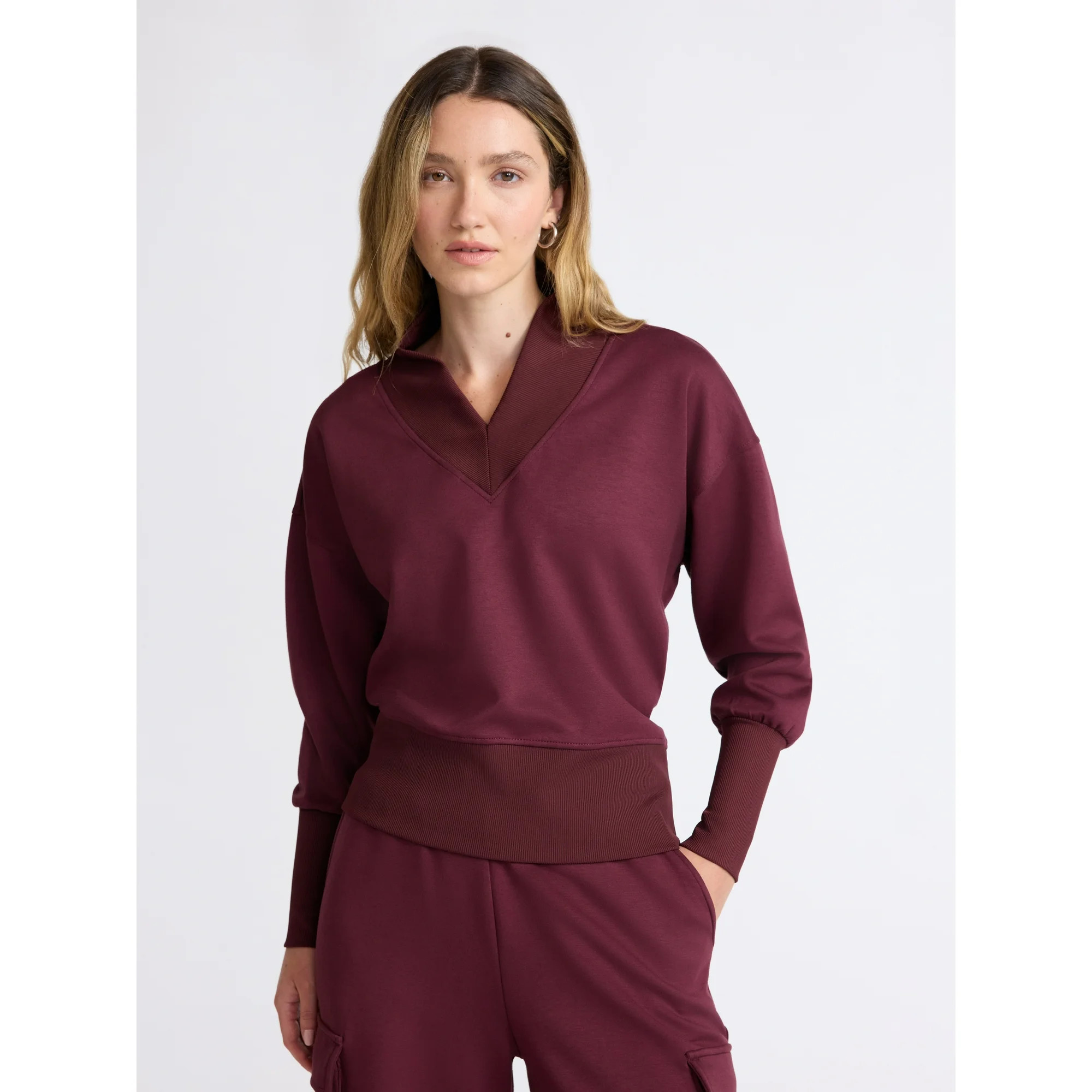 Scoop Women's and Women's Plus New Scubaknit V Neck Sweatshirt, Sizes XS-4X - Walmart.com | Walmart (US)