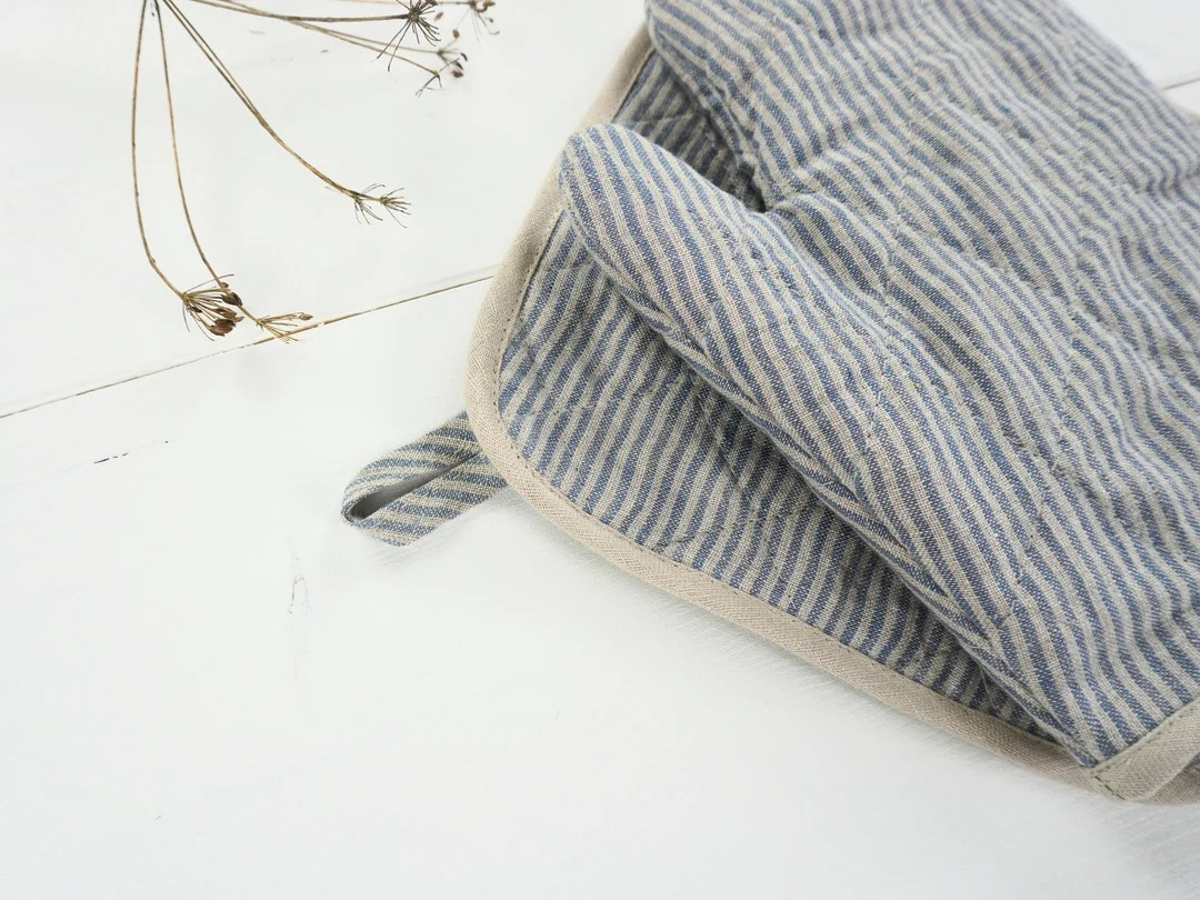 Linen oven mitt and linen pot holder. 100% linen oven mitts. Pot holders. Eco friendly kitchen mi... | Etsy (US)