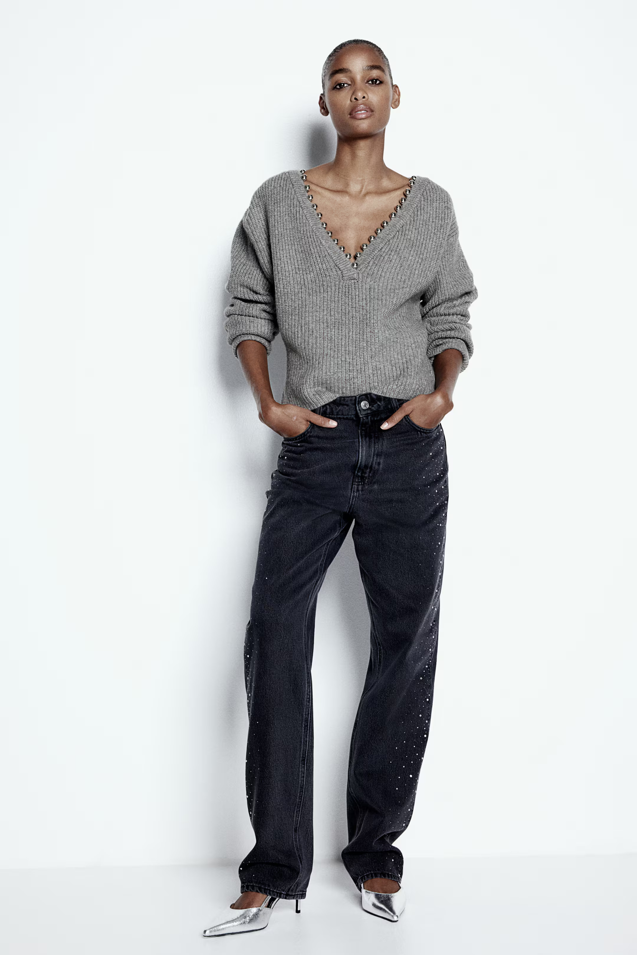 Pullover mit Perlendetail - Graumeliert - Ladies | H&M AT | H&M (DE, AT, CH, NL, FI)