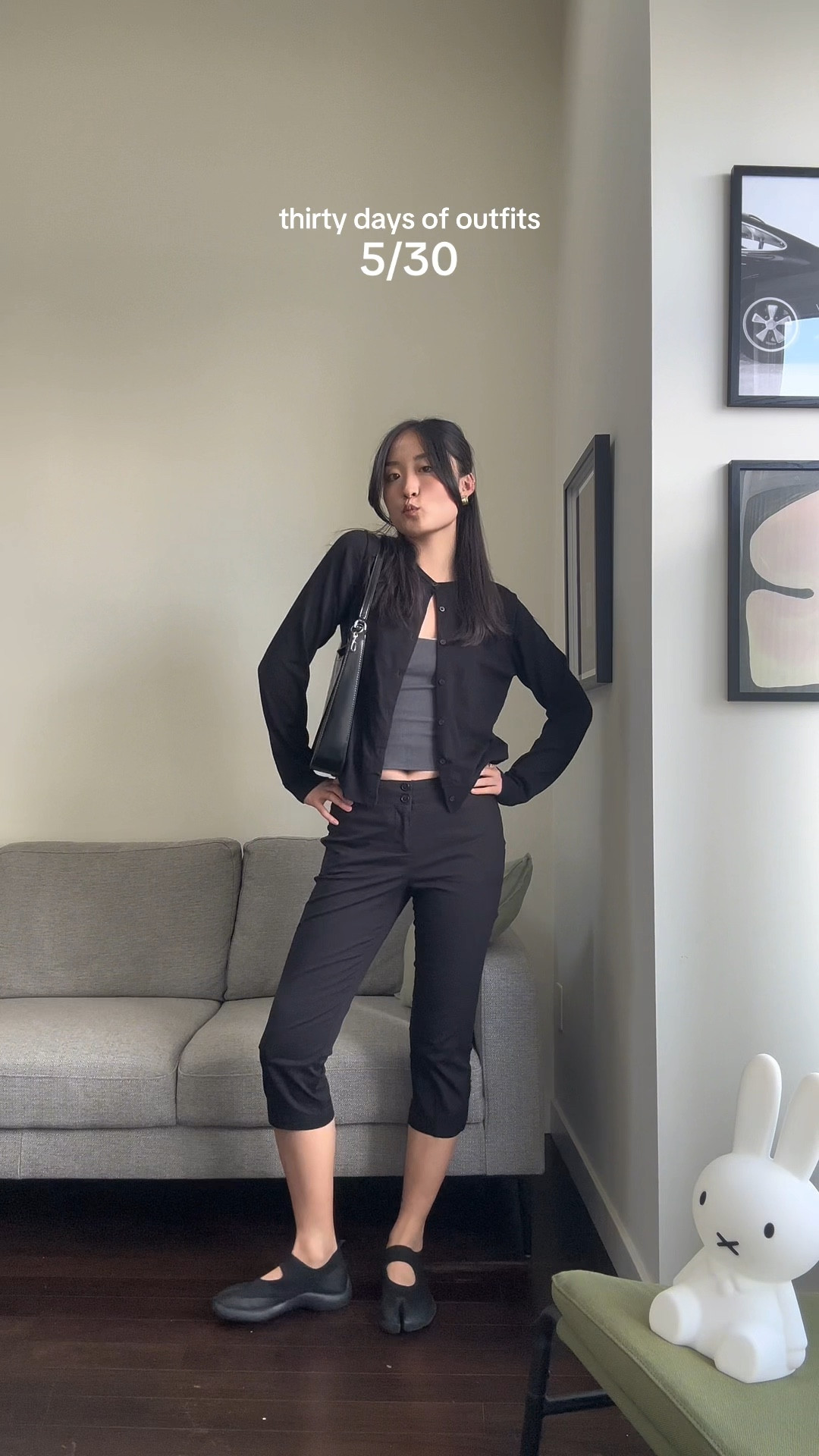 me 🤝 capris 

#LTKSeasonal #LTKStyleTip #LTKItBag