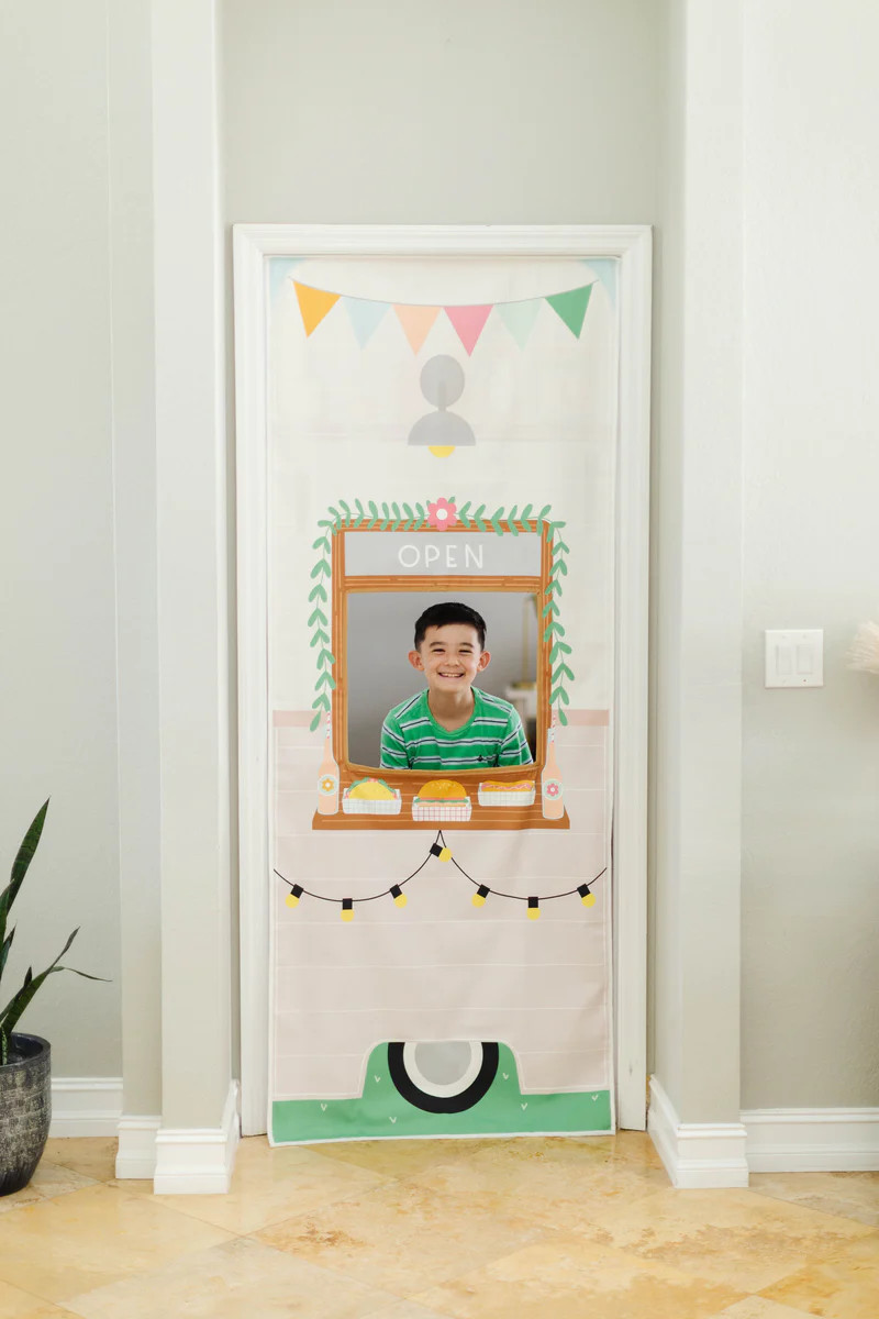 Camper Food Truck & Kitchen Doorway Storefront | Swingly