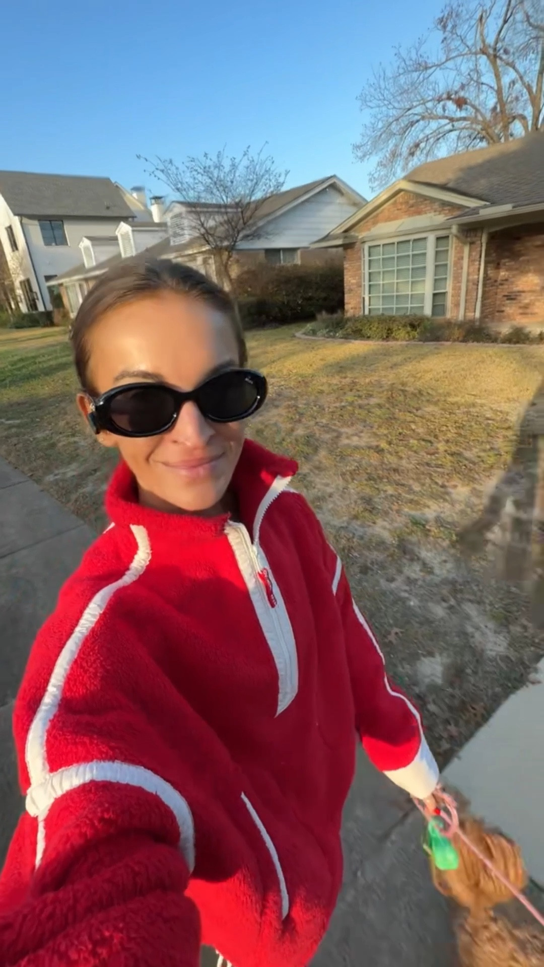 morning walk outfit ❤️ obsessed with this comfy pullover! 🙌🏼