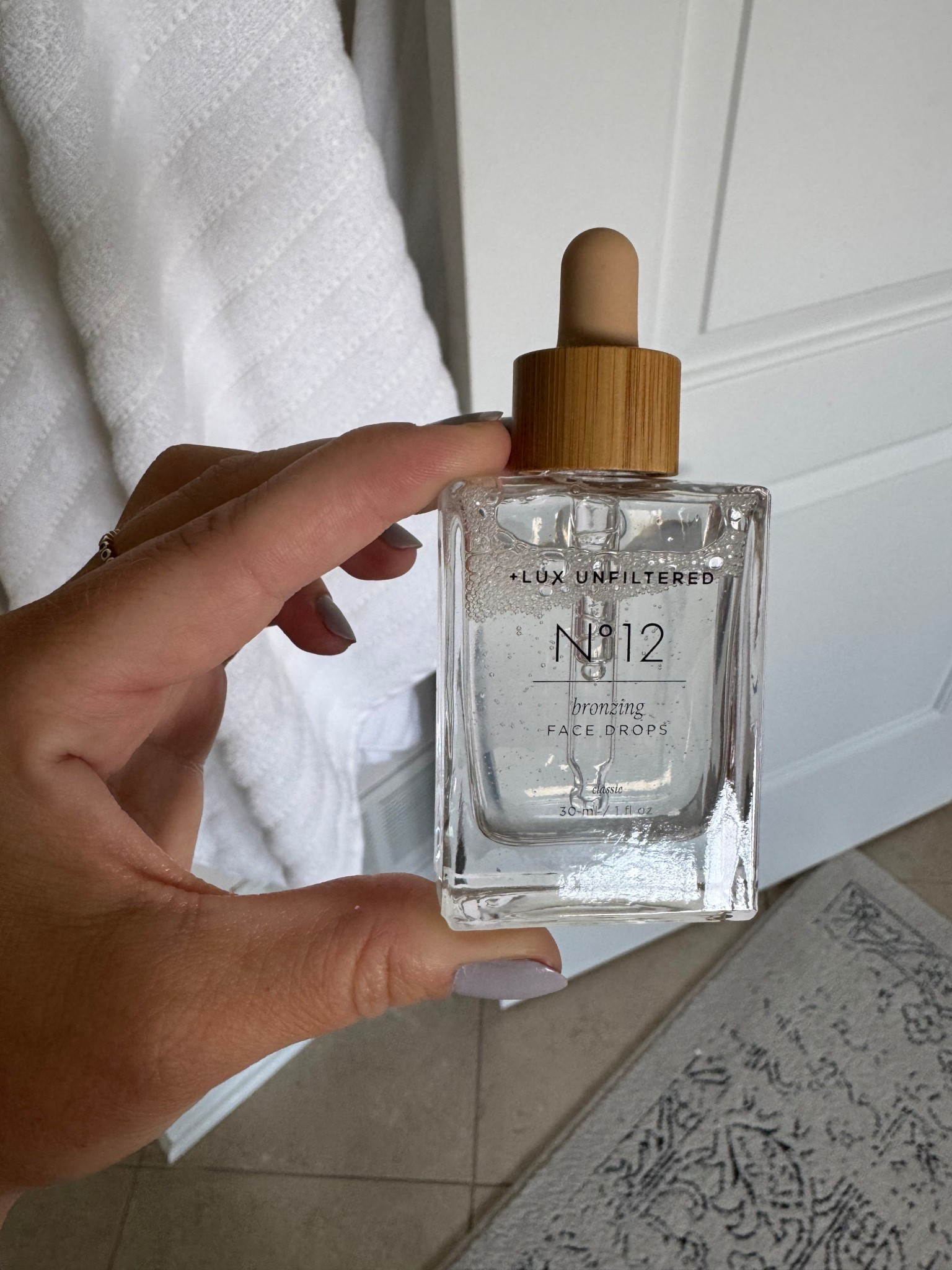 The perfect bronzing drops for face! It gives you a summer glow. I mix it with mu daily moisturizer. 



#LTKSummerEdit #LTKFindsUnder100 #LTKBeauty