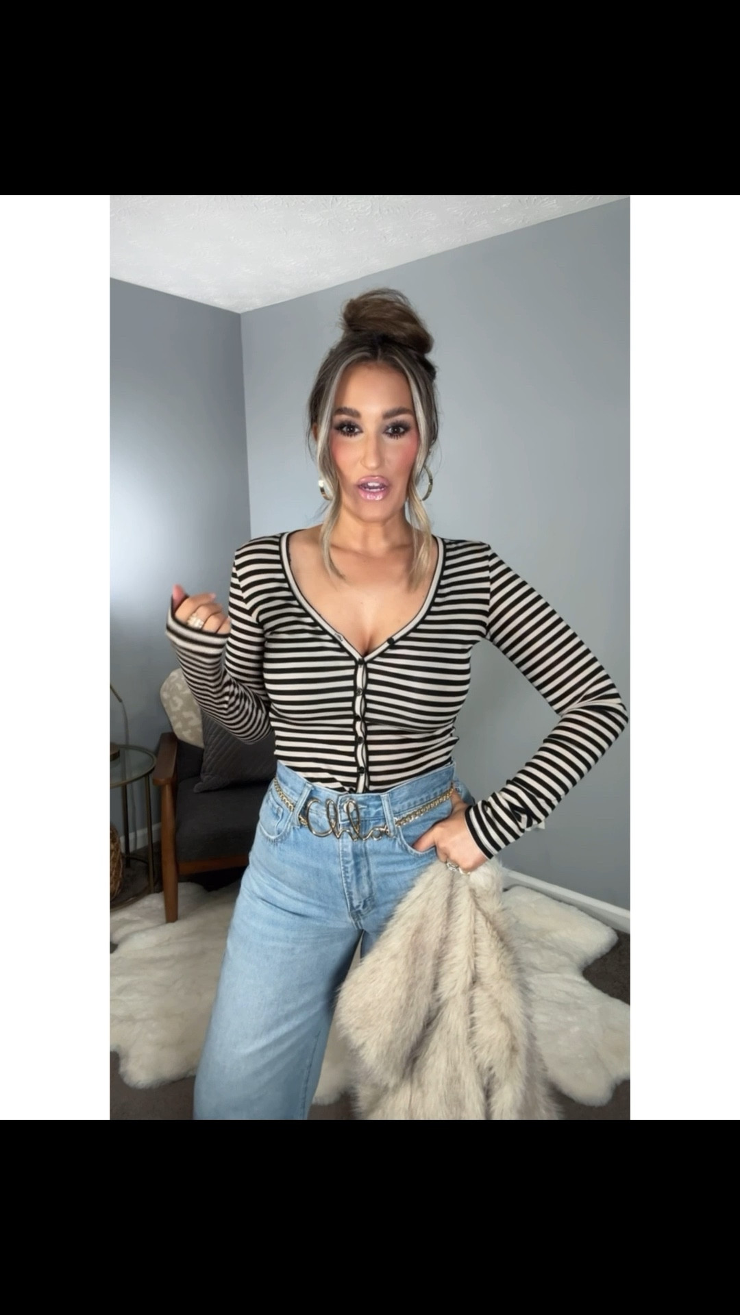 Amazon Top & Jeans on sale for Black Friday! 

Top medium (runs small)
Jeans 28

LIP COMBO:
Liner shade Greige Attitude
Lipstick shade Daisy Girl
Lipgloss shade crystal baller 


#LTKgrwm #LTKHoliday #LTKCyberWeek
