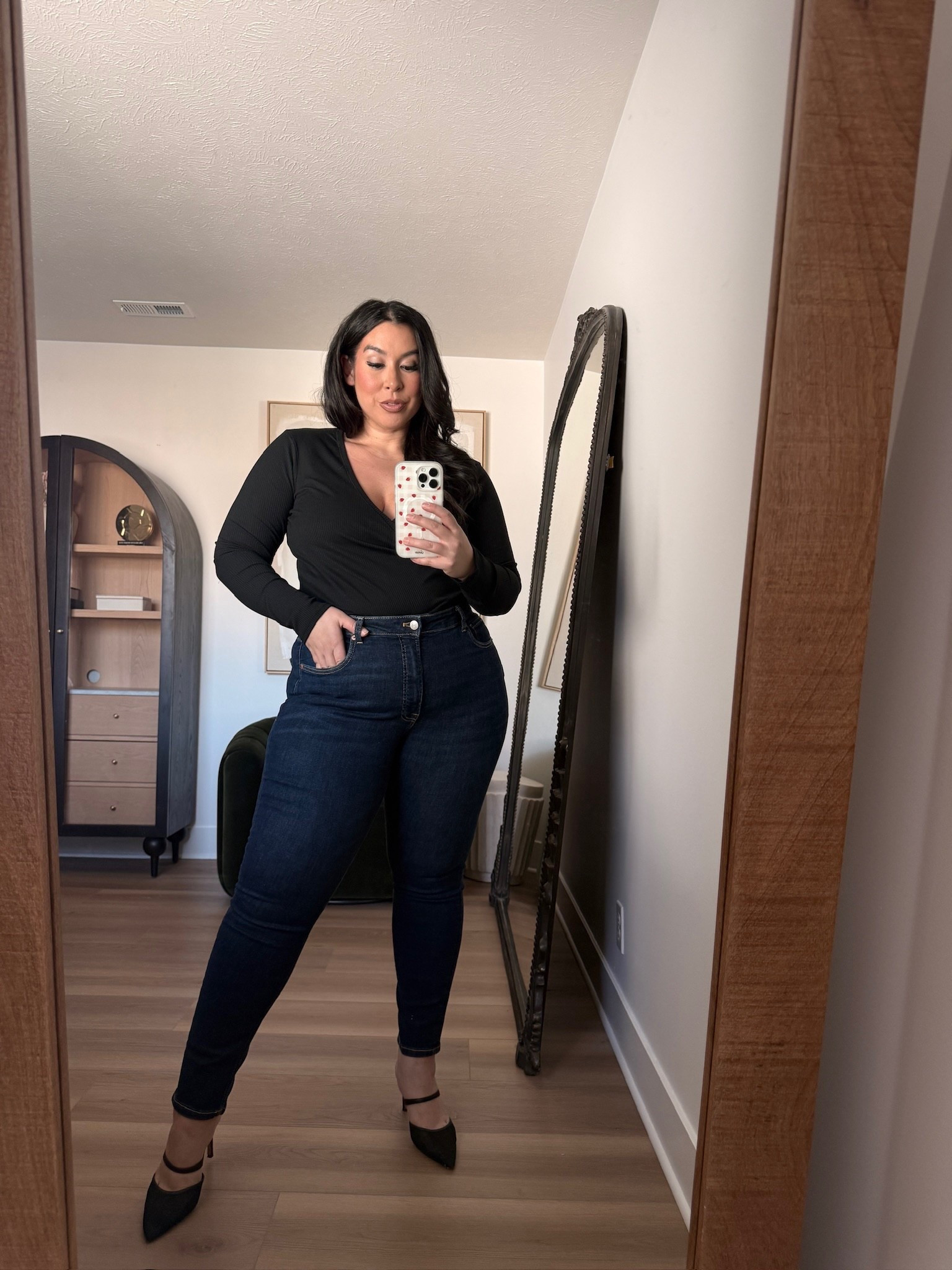 Skinny jeans I love! Fabletics Midsize Stretchy Jeans Haul | Size 16 🖤
-
-
-
Midsize Haul, Jeans, Denim, Fabletics, Stretchy Jeans, Curvy Jeans, Spring, Fabletics Jeans @Fabletics 

#LTKMidsize #LTKootd #LTKSeasonal