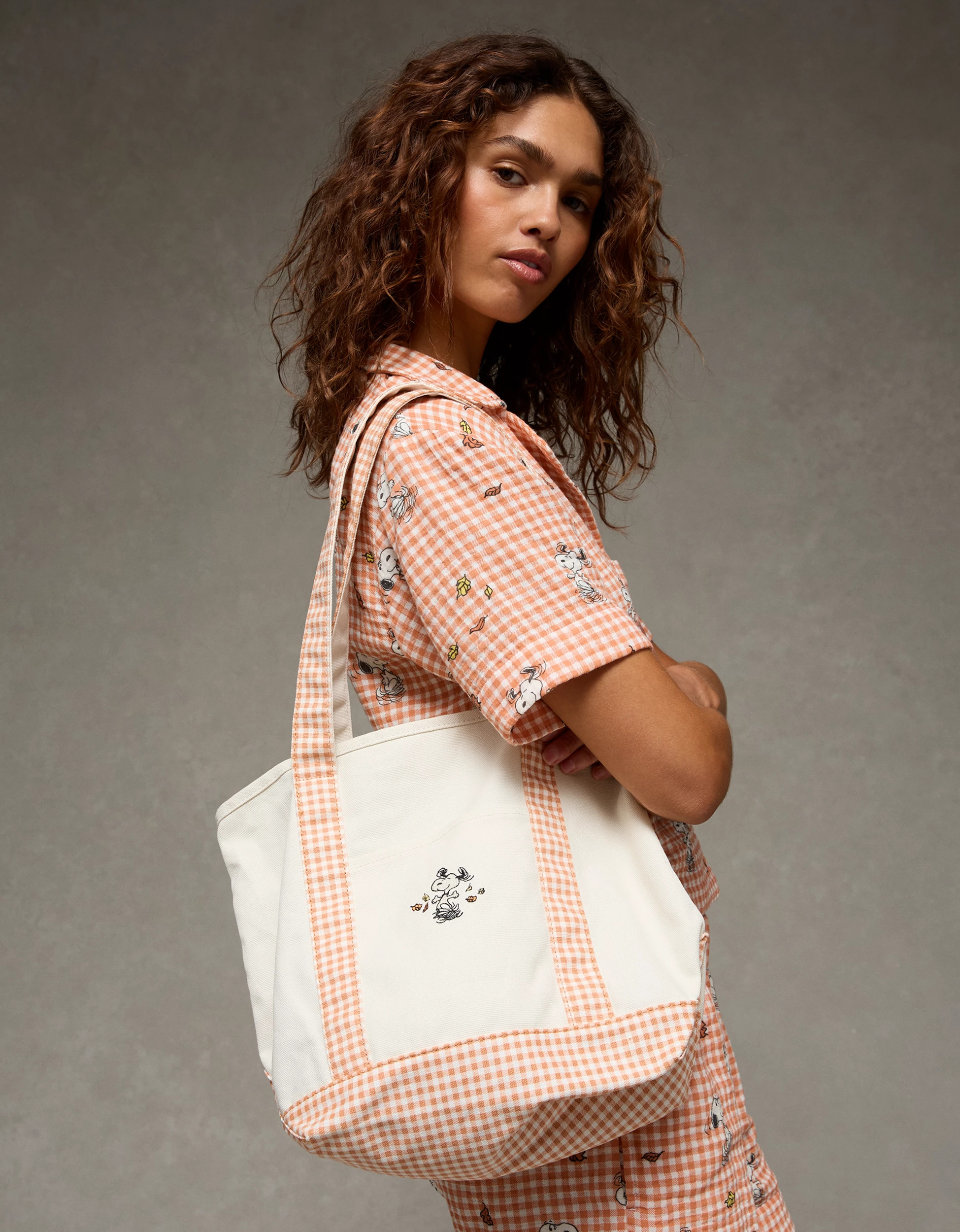 AE Off-Duty Snoopy Tote Bag | American Eagle Outfitters (US & CA)