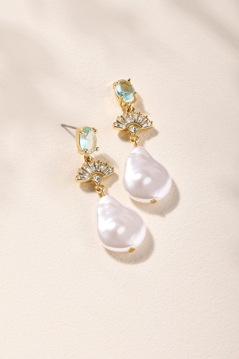 Jemma Pearl Drop Earrings | Francesca's