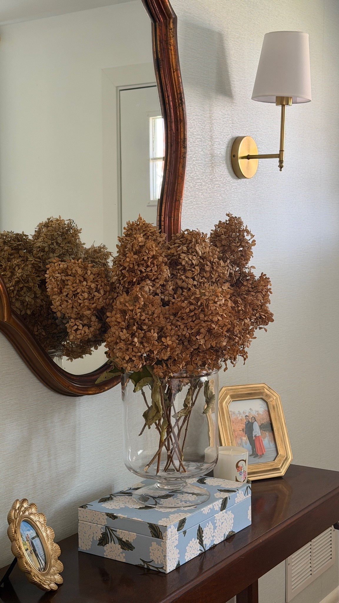 I finally took some time to reset my home after a long weekend!! I love a good home reset starting a new week!


home reset, summer reset, home decor, week home reset, organization, home living, southern living, traditional home, Grandmillenial entryway, coastal grandmother, home finds, Amazon, prime day deals, best sellers, Amazon home

#LTKHome #LTKSeasonal #LTKSaleAlert