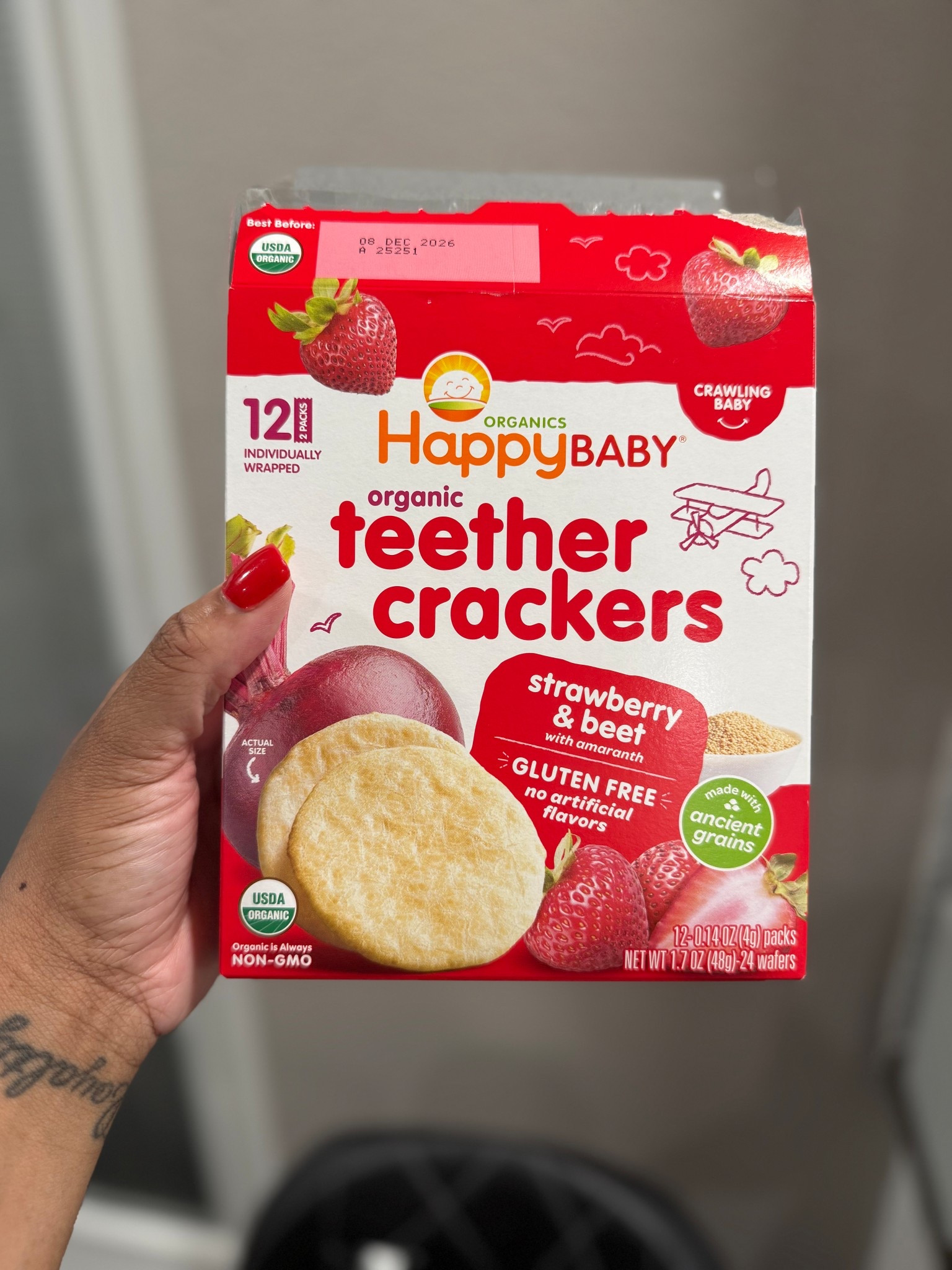 One more snack my little one has been loving lately: Happy Baby Organic Teether Crackers.

When it comes to baby snacks, I try to keep it simple and clean, and these are one of the ones I actually feel good about giving.

Why I like them:
• Made with organic ingredients
• No artificial flavors or preservatives
• No added sugar
• Gentle crunch that softens easily for little ones
• Great for babies who are teething and want something to hold and gnaw on

They’re also shaped perfectly for tiny hands, so it helps babies practice self-feeding and coordination while they snack.

I keep a pack in the diaper bag because they’re super convenient when we’re out and my little one needs a quick snack.

Linked them in my LTK 🤍

#LTKmomlife #LTKBaby