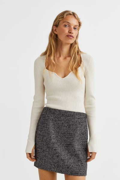 Geripptes Strickshirt | H&M (DE, AT, CH, NL, FI)