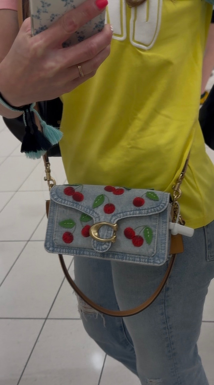 What caught my eye during my girls mini shopping weekend! It was so fun and found so many cute things. 




haul, shopping, girls trip, girls weekend, ootd, outfit inspo, beauty favs, hair favs, accessories, summer finds, summer favs 

 #LTKdayinmylife #LTKootd #LTKBeauty
