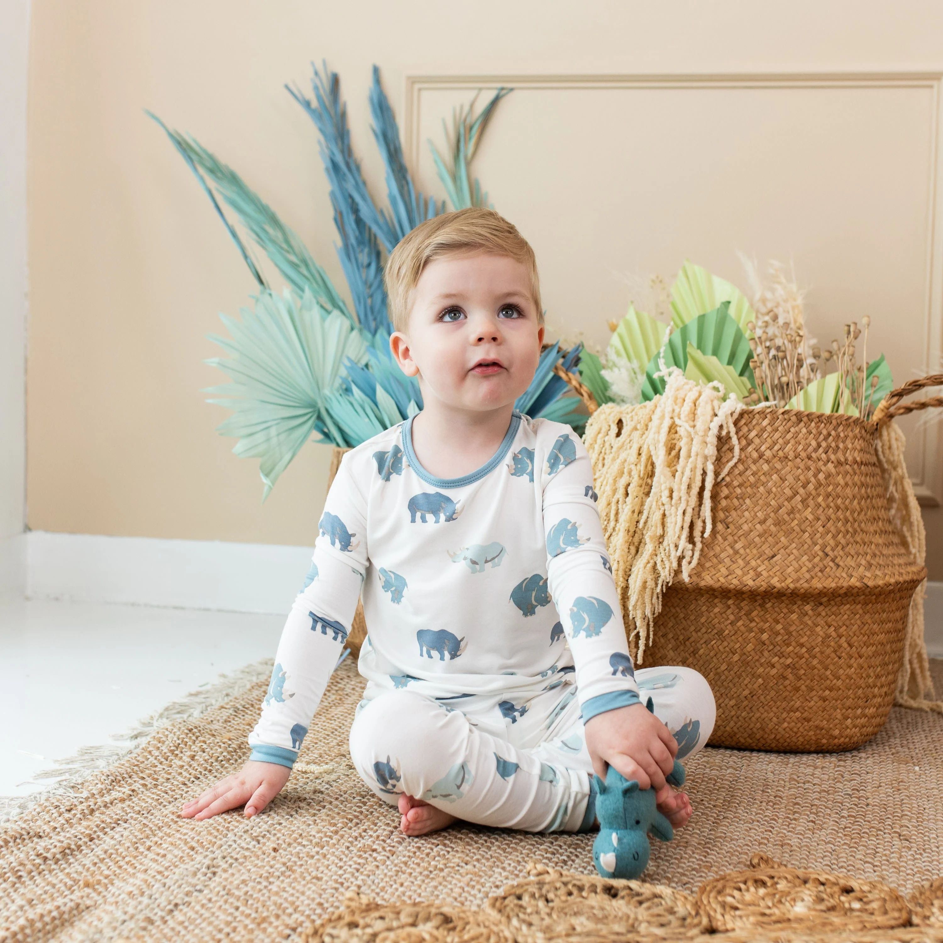 Long Sleeve Pajamas in Rhino | Kyte BABY