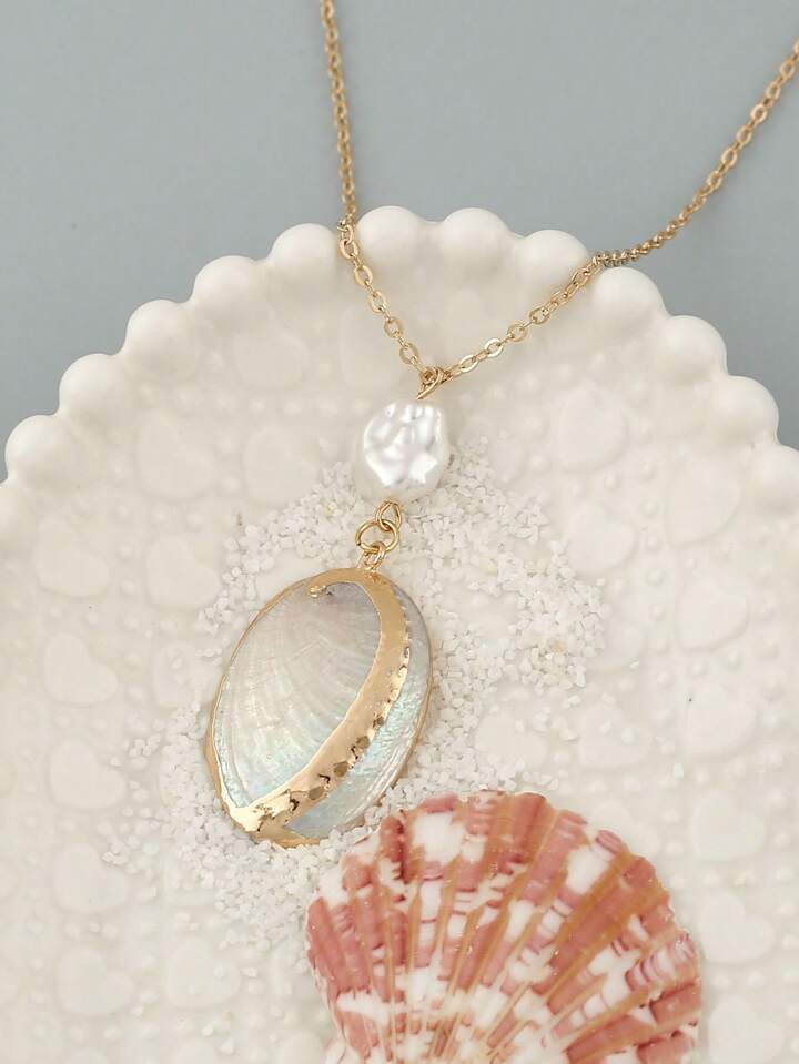 1pc Simple Faux Pearl With Metallic Edge Shell Necklace (Note: The Pearls Are Asymmetrical And Ma... | SHEIN