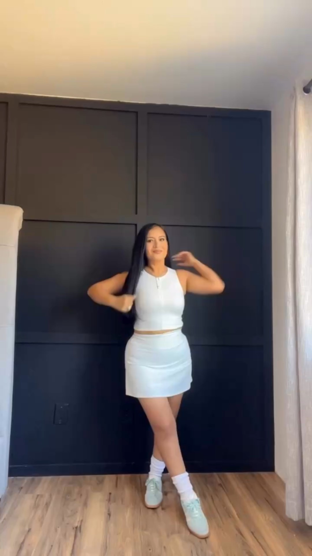 you're gonna love this pair here the fabric the choice of colors is just so good!!! love me an all white outfit 🤌🏽

#LTKPetite #LTKU #LTKBeauty