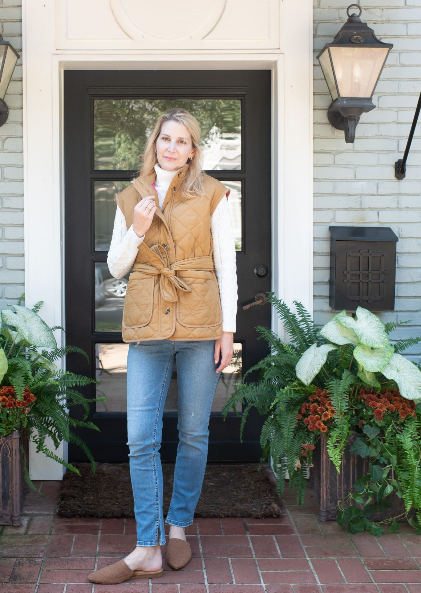 Love this cozy fall vest from @walmartfashion! #ad #walmartfashion

#LTKfindsunder50 #LTKfindsunder100 #LTKstyletip