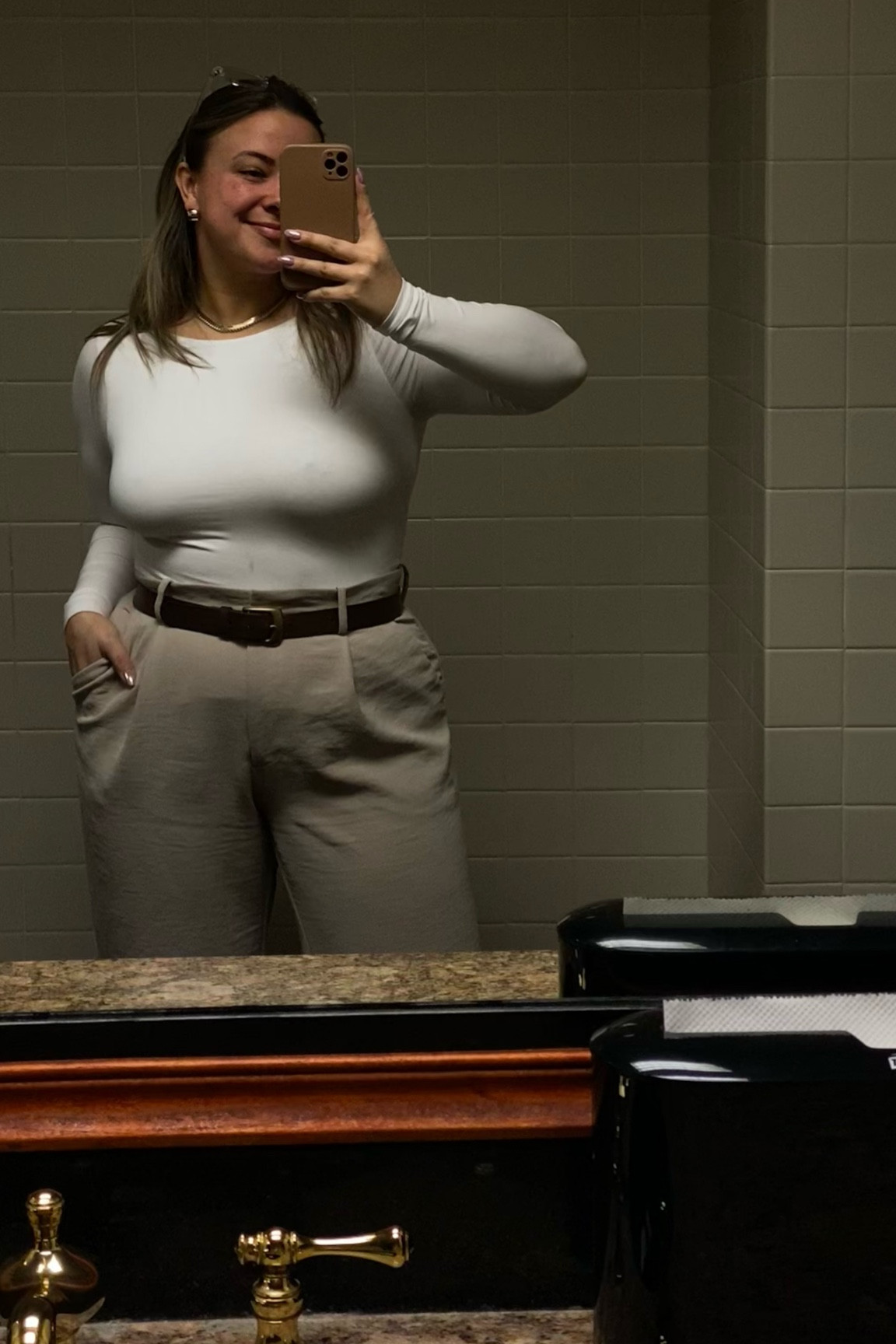 Wearing a M in the bodysuit & a 32R in the trousers 🫶🏼

#LTKsalealert #LTKmidsize #LTKworkwear