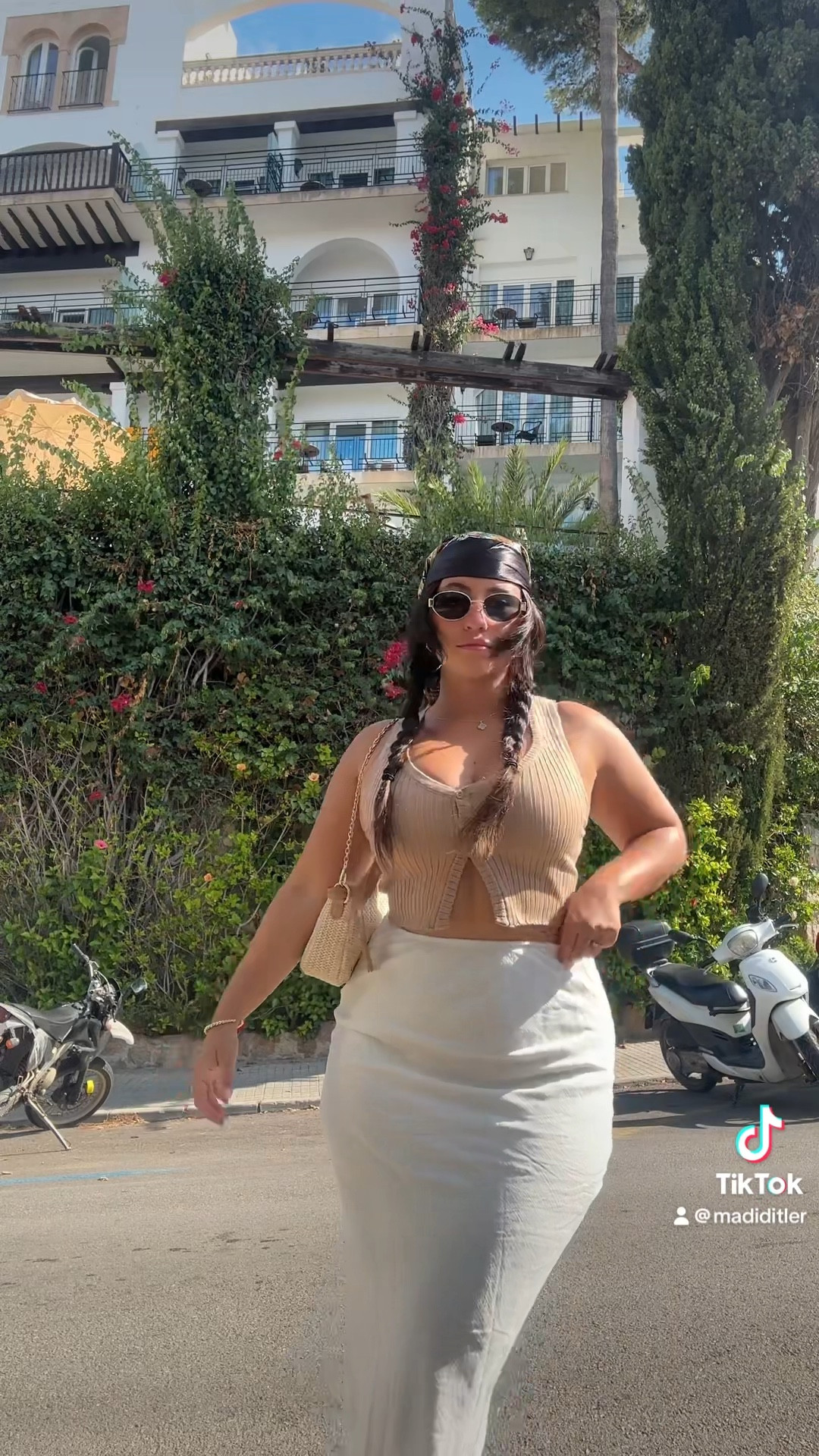 📍 Mallorca, Spain OOTD

#ootd #eurosummer #europeansummer 

#LTKMidsize #LTKSeasonal #LTKStyleTip