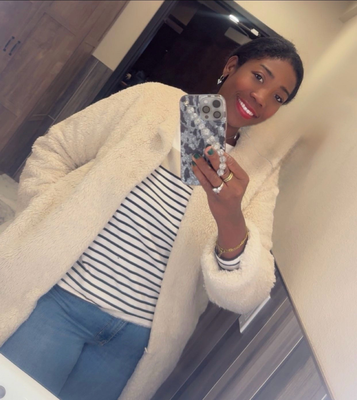 Effortless elegance meets cozy warmth 🍂 The teddy coat that elevates every fall moment — timeless, soft, and irresistibly chic. 

#LTKgrwm #LTKdayinmylife #LTKootd