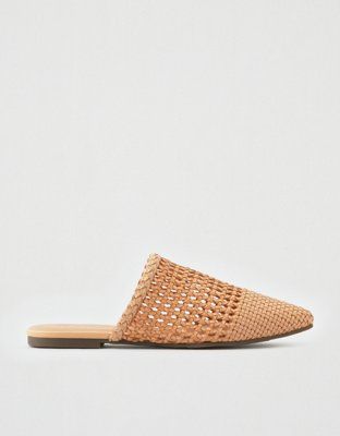 AEO Pointed Toe Mule | American Eagle Outfitters (US & CA)