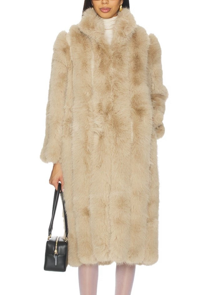 Some fabulous furs for you… 

#LTKSeasonal #LTKValentine #LTKTravel