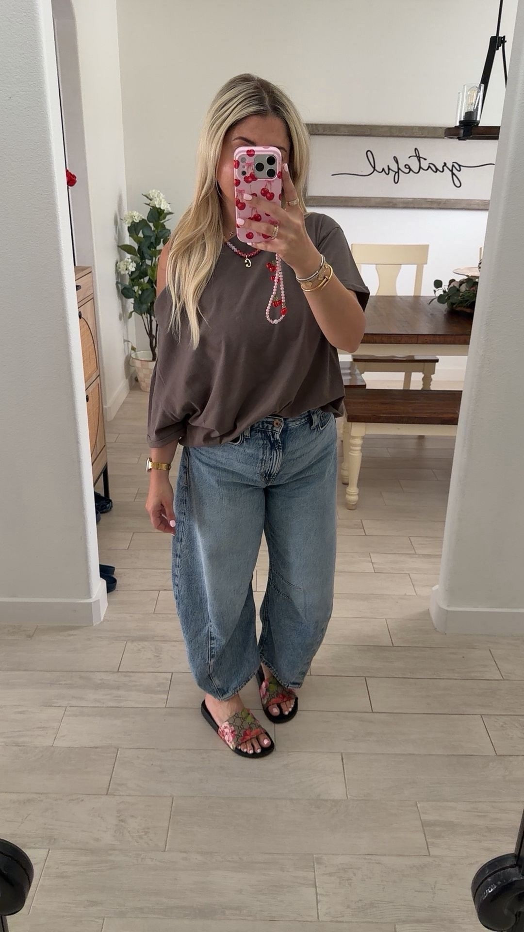 Spring outfit 
Small off the shoulder top 
Barrel jeans 27 short
Gucci slides 

#LTKootd