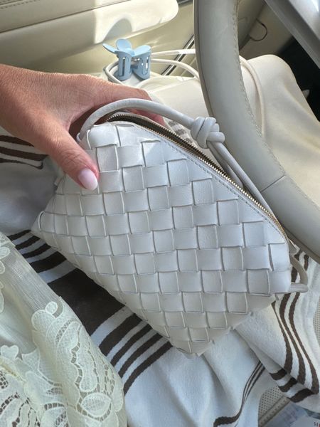 Love this bag, wearing it all summer long! 

#LTKSeasonal