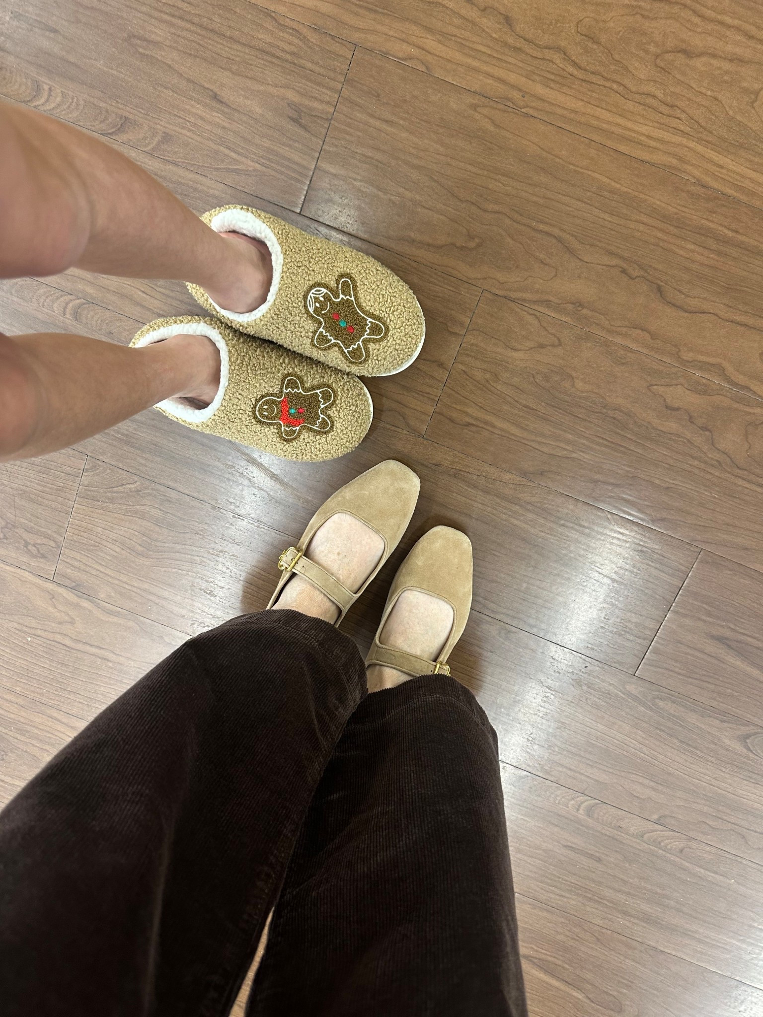 Ready for Thanksgiving! My pants are 30% off and my ballet flats are on sale! 

#LTKHoliday