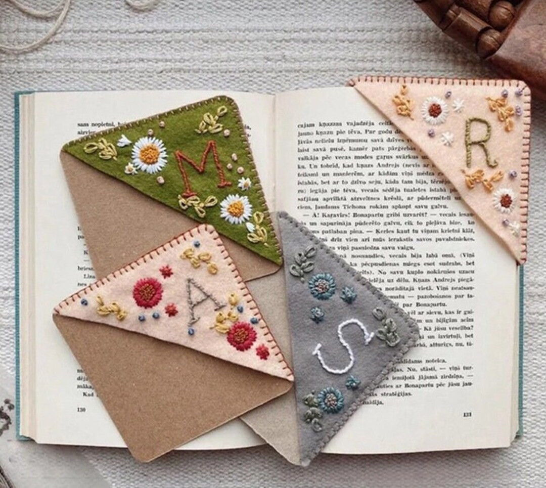 Monogram Bookmark | Handmade Embroidery Corner Bookmark | Felt Triangle book | Etsy (US)
