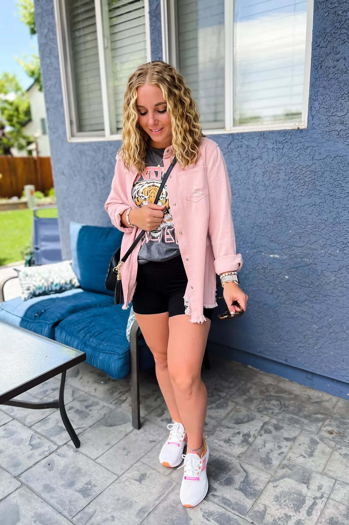 What to Wear With Pink Shorts?  Best Wearing Pink Outfit Ideas 2023