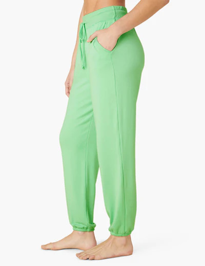 Weekender Pant | Beyond Yoga | Beyond Yoga