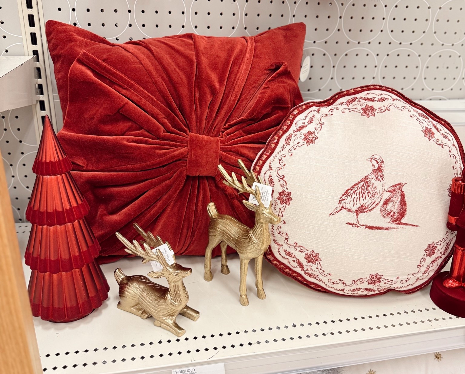 Are you kidding me with this beautiful bow pillow?! LOVE!

#LTKHoliday #LTKSeasonal #LTKGiftGuide