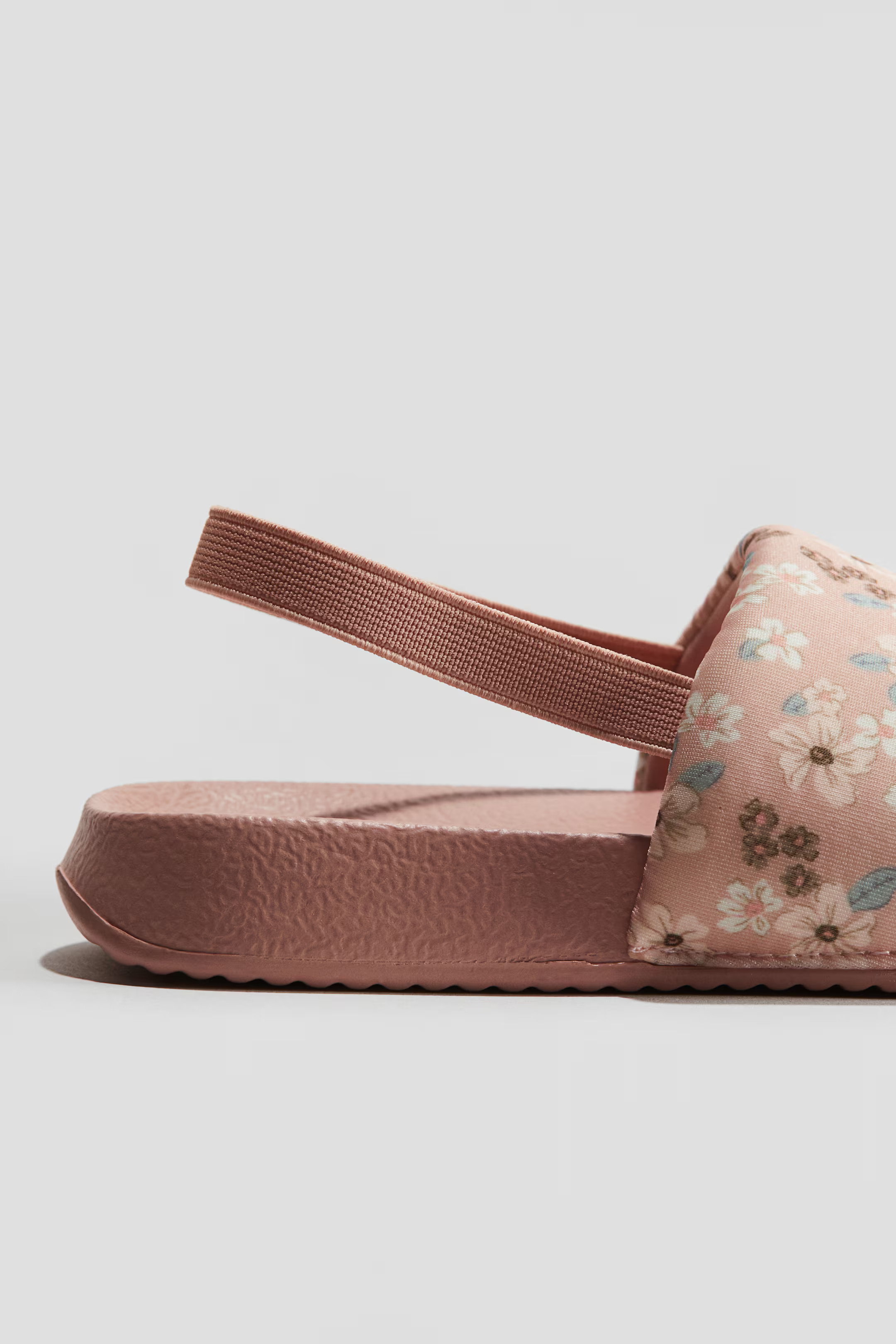 Pool Shoes | H&M (US + CA)