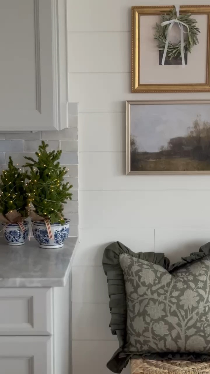 I love this cutie little corner!! So many of you are loving this floral pillow. Such a great deal and perfect for the holiday season too! 

#LTKHome #LTKStyleTip