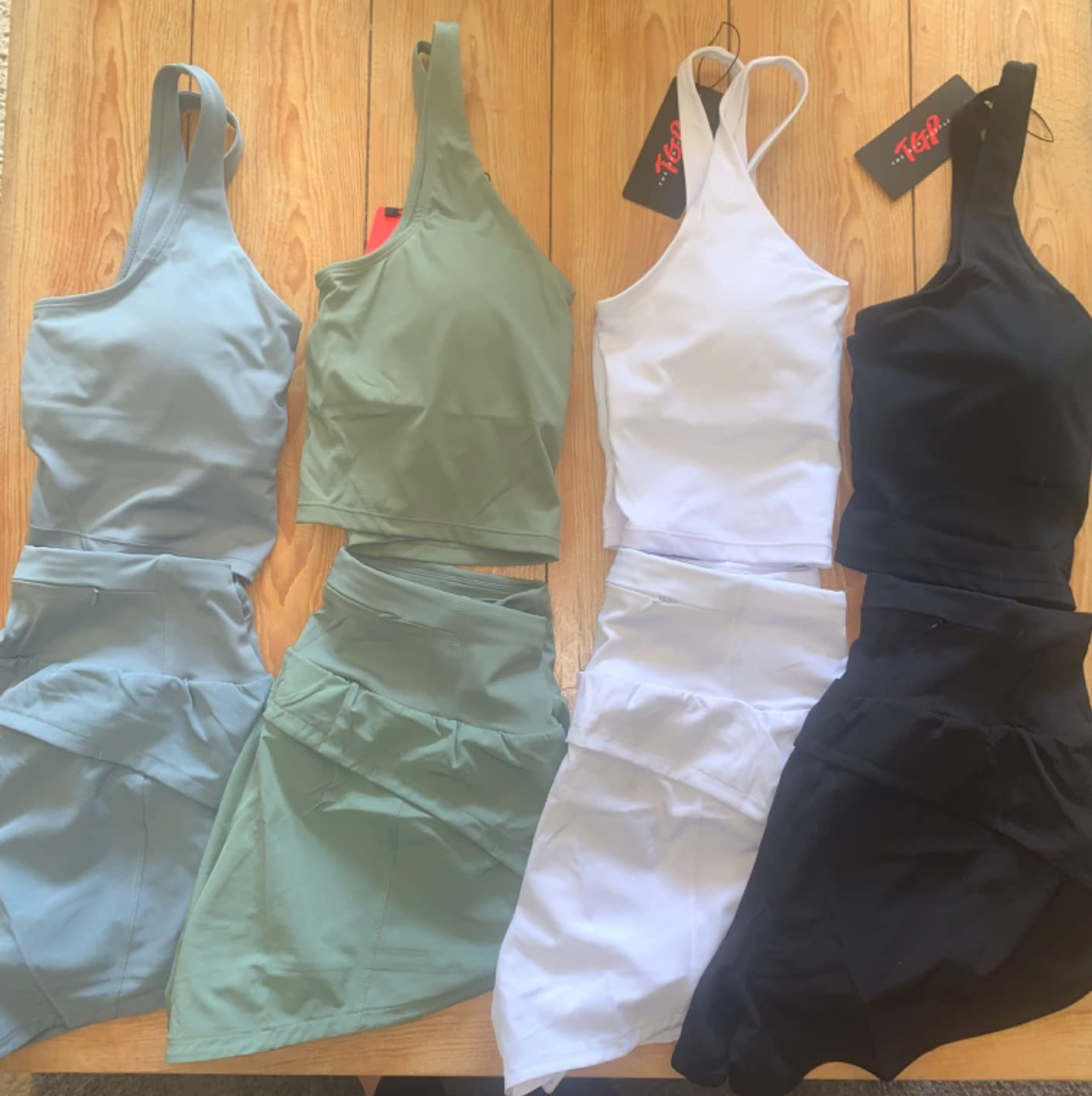 THE GYM PEOPLE Womens' Sports Bra Longline Wirefree Padded with Medium Support | Amazon (US)