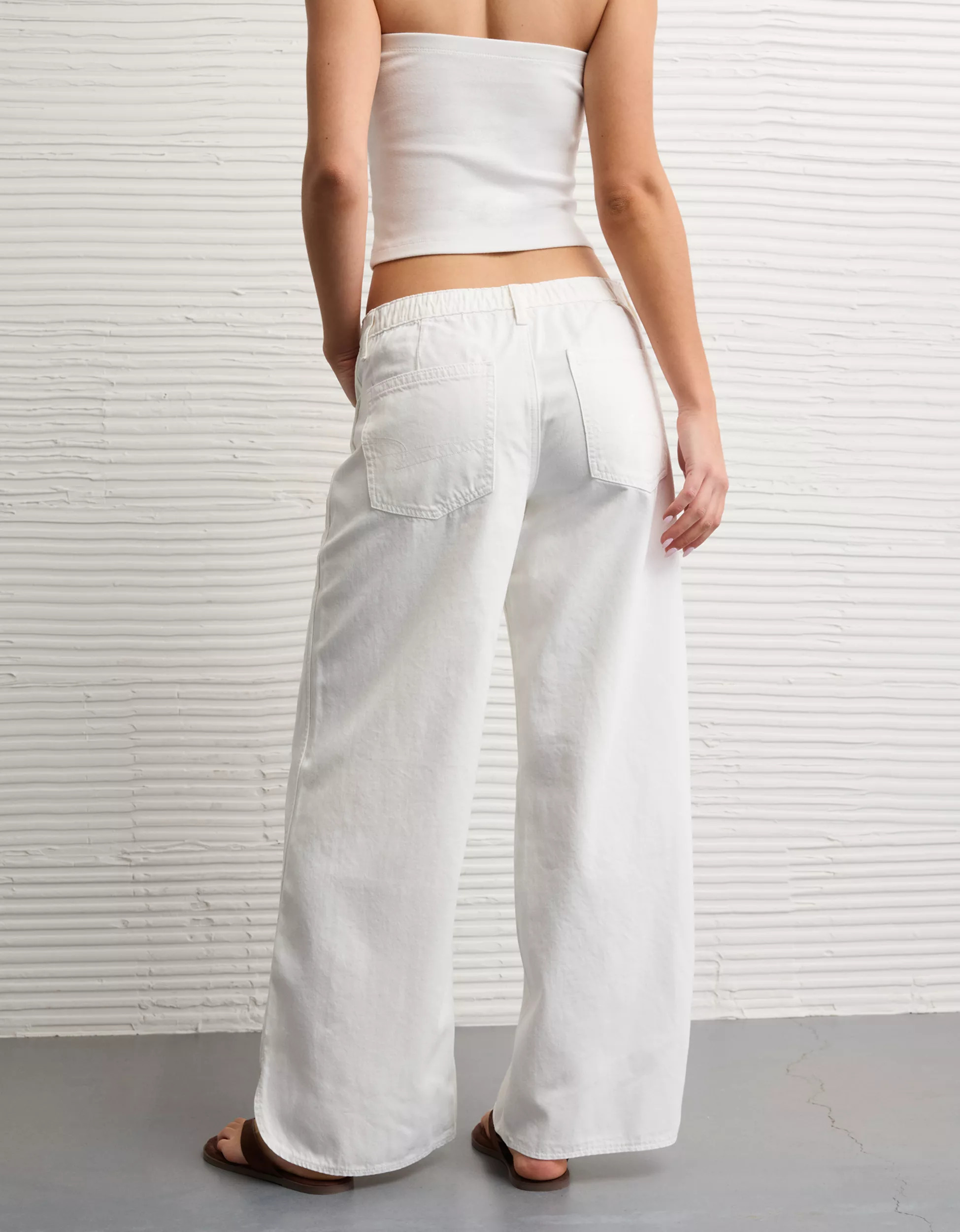 AE Low-Rise Beachy Baggy Jean | American Eagle Outfitters (US & CA)