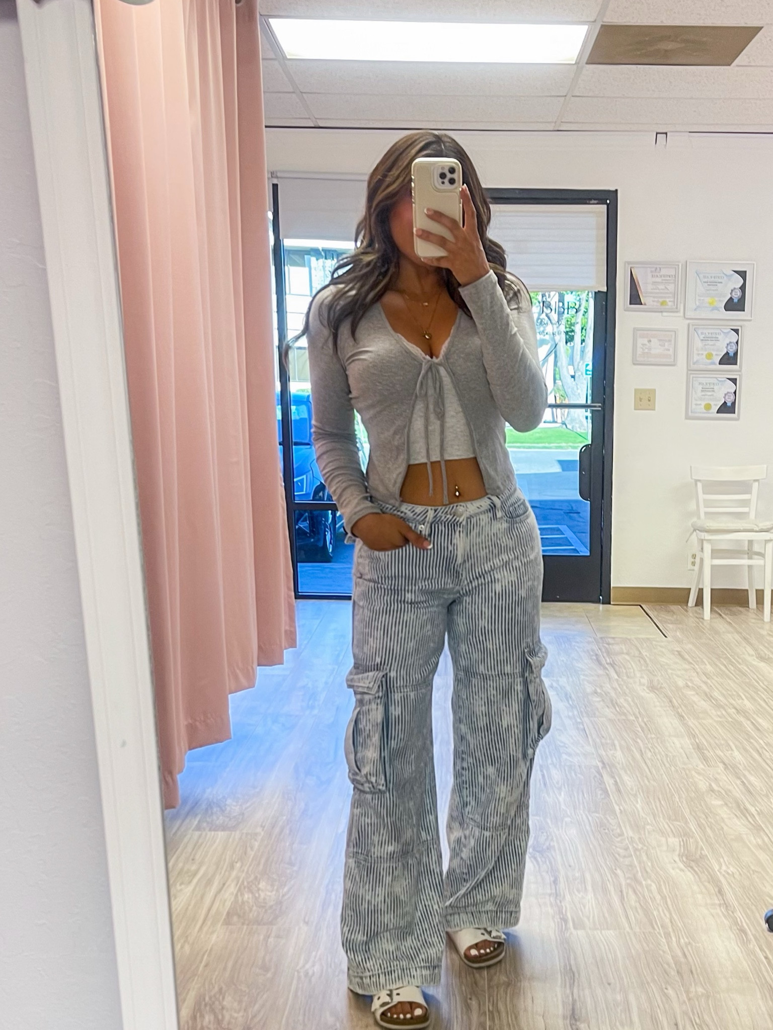 These pants are so fun & comfy! I love that their mid rise & cargo style. The perfect pants to make a 4th of July outfit with 🤩🩵

#LTKSeasonal #LTKStyleTip #LTKBeauty