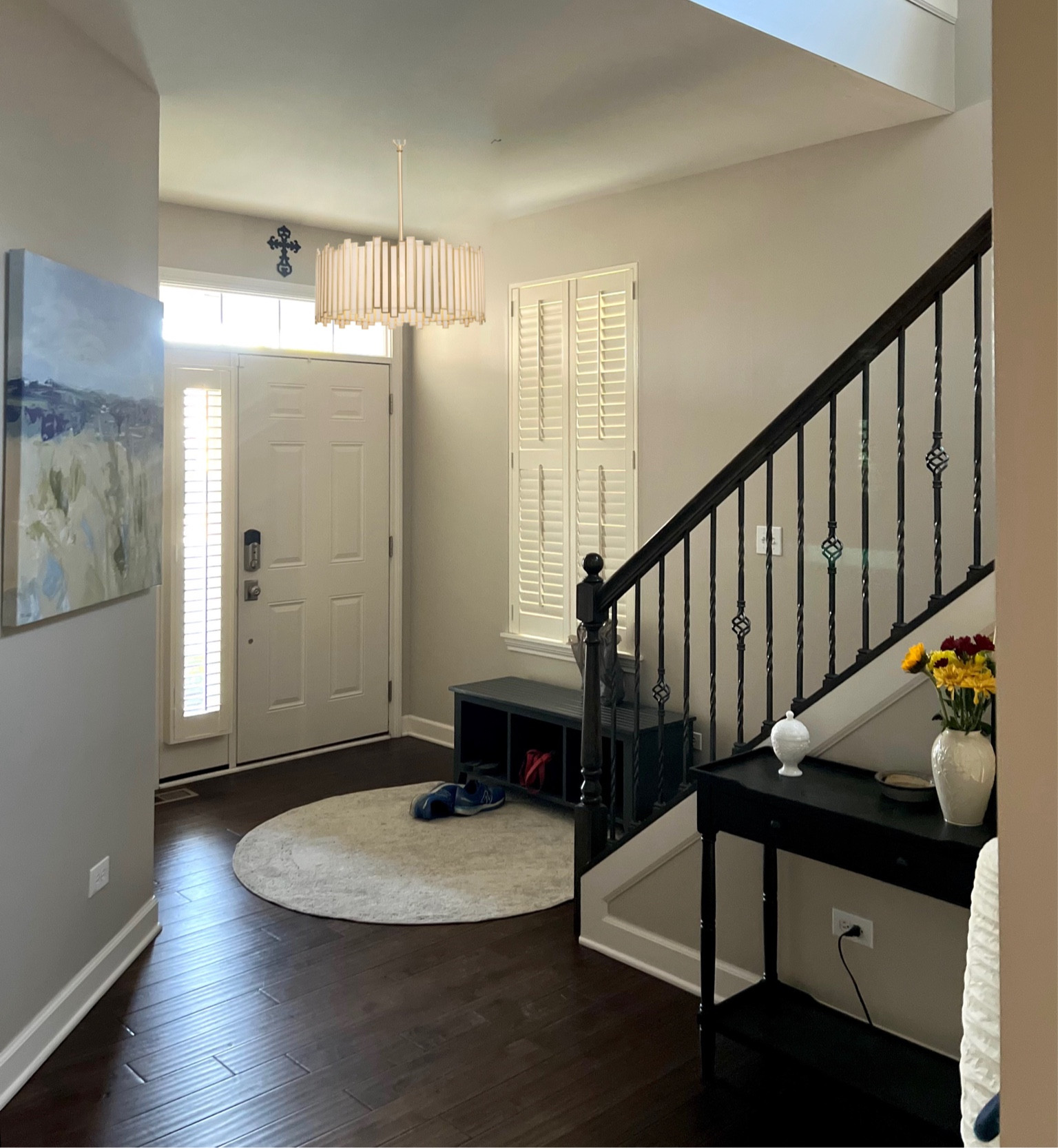 Glam Foyer lighting

#LTKHome