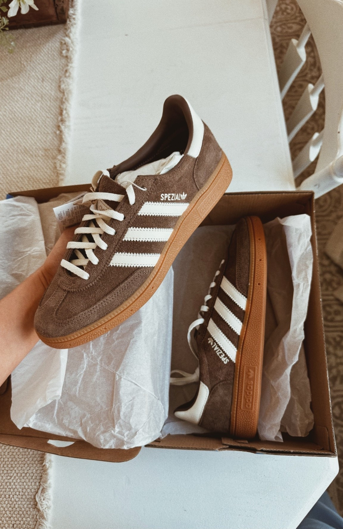 The cutest shoes I got for Derek🤎 Addidas brown handball’s !

#LTKSeasonal #LTKStyleTip #LTKFindsUnder100