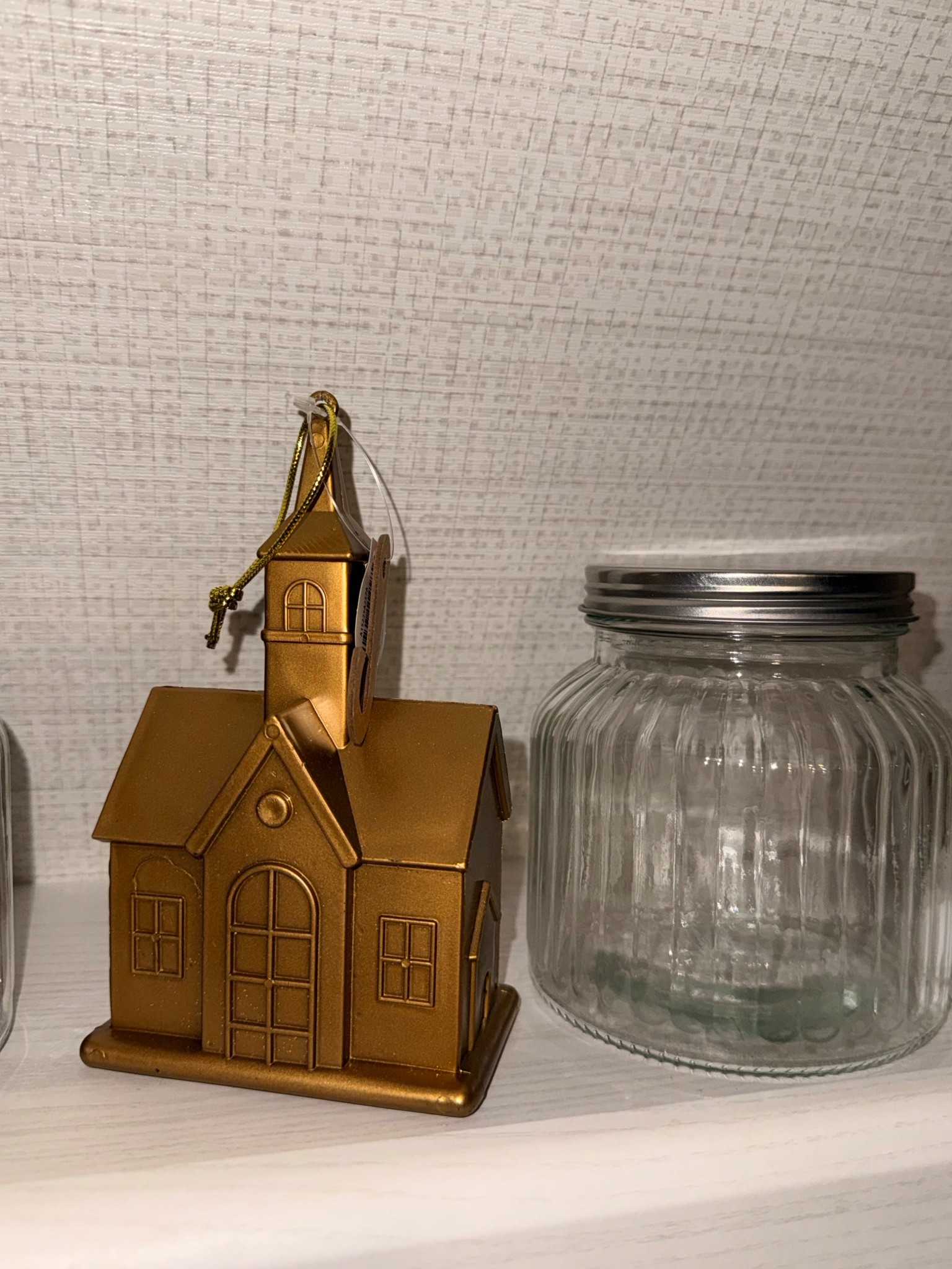 A little gold church ⛪️

#LTKHoliday