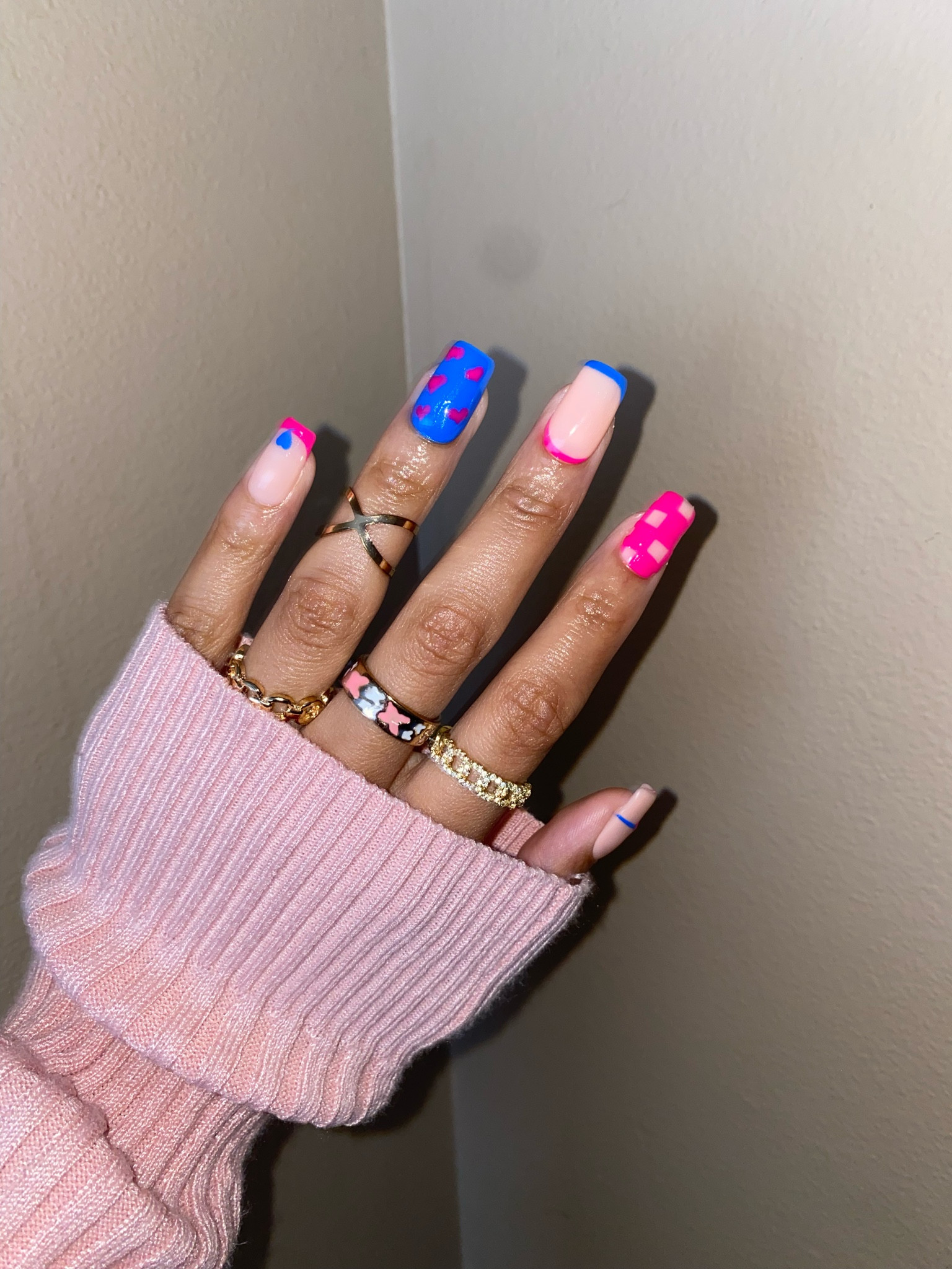 Pink & blue Valentine’s Day nail inspo, short gel x

#LTKSeasonal #LTKbeauty #LTKFind