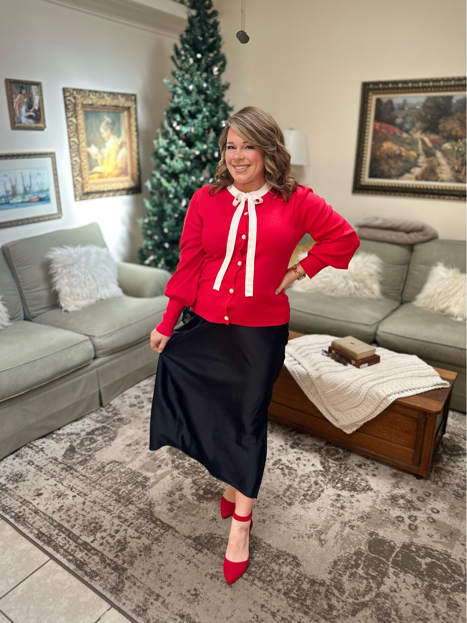 It’s the holiday season and we need all the holiday outfits for holiday Christmas parties end of the year parties and holiday photos. I find this cute Christmas cardigan with diamond like buttons and a cute bow at the top.

Midsize outfit
Size large outfit
Size 12 outfit
Bow outfit
Red outfit
Christmas clothing
Affordable finds 

#LTKMidsize #LTKStyleTip #LTKHoliday