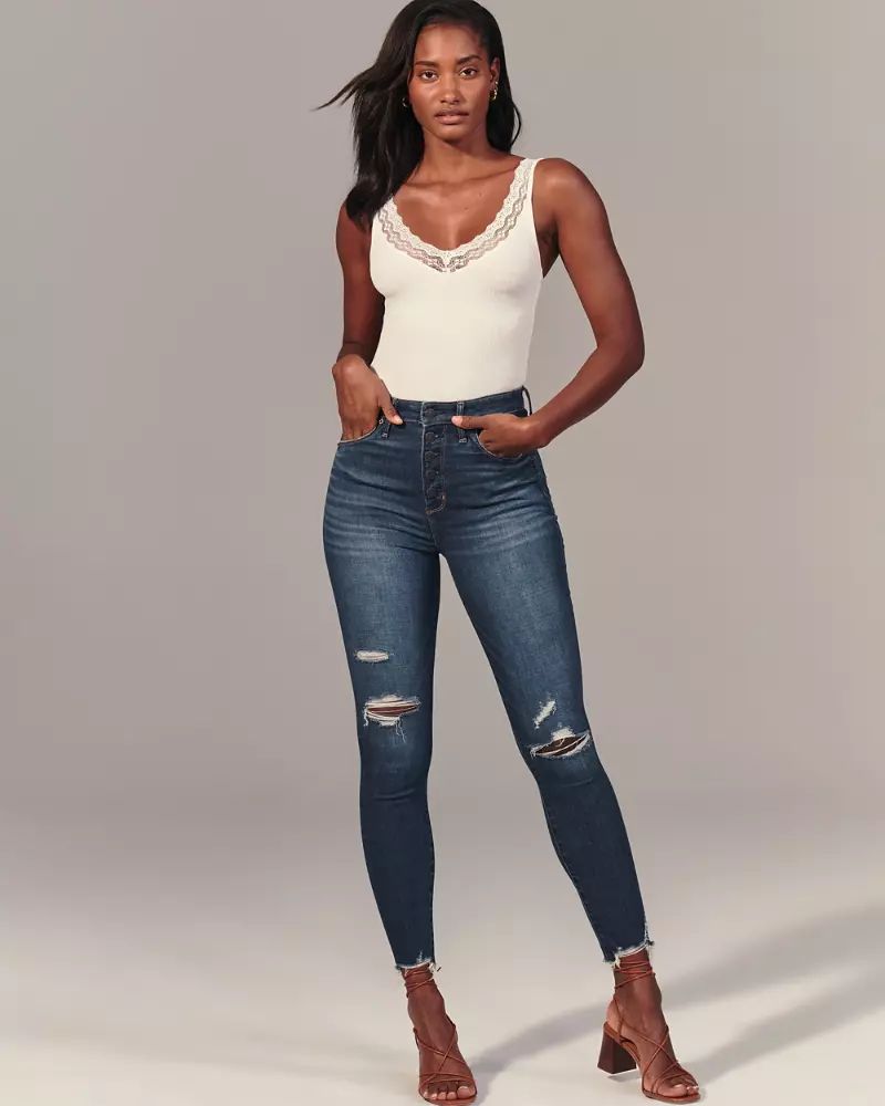 Curve Love High Rise Ankle Jeans | Abercrombie & Fitch US & UK