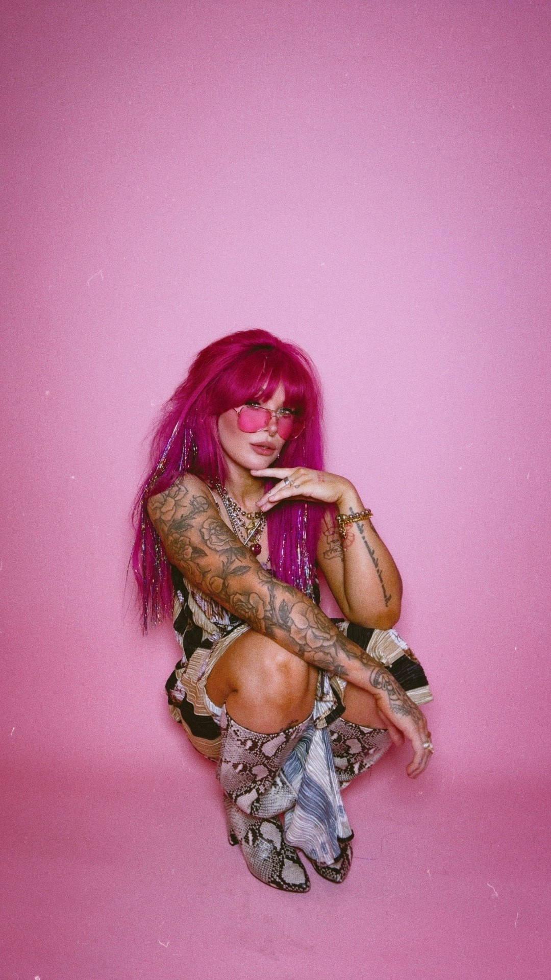 my backdrop 

#LTKgrwm #LTKvlog #LTKootd