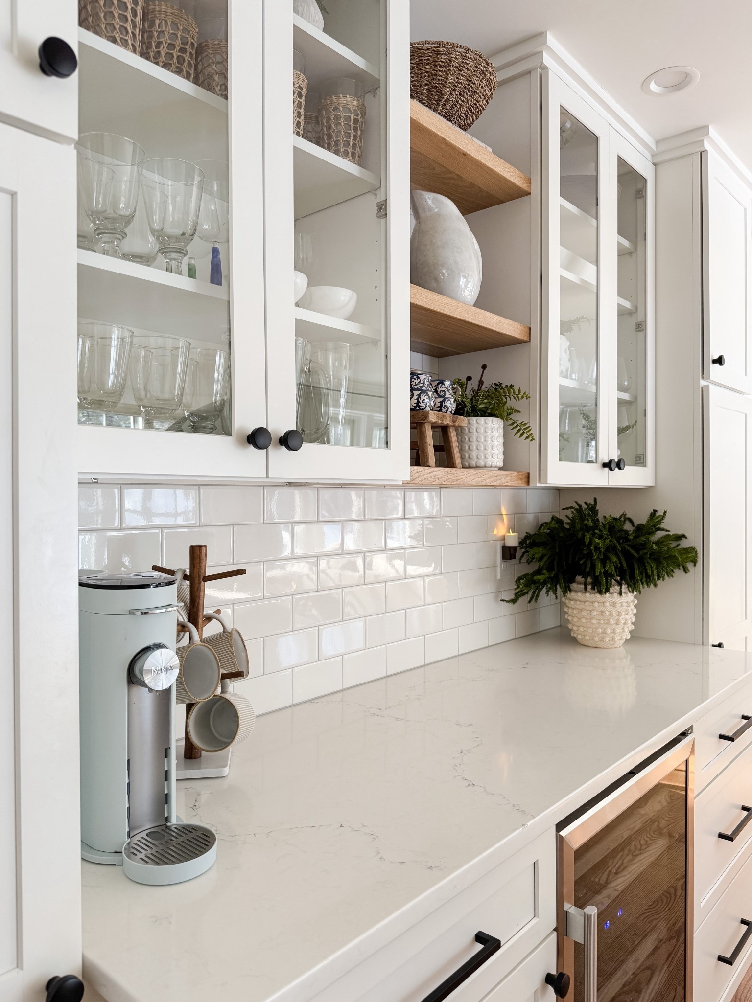 Kitchen home decor candle warmer winter decor vase and stems Amazon 

#LTKHome