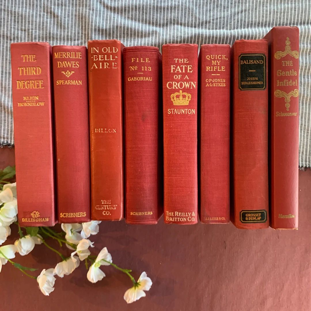 Shades of Red | Books by Color | Vintage Decor Books | Etsy (US)